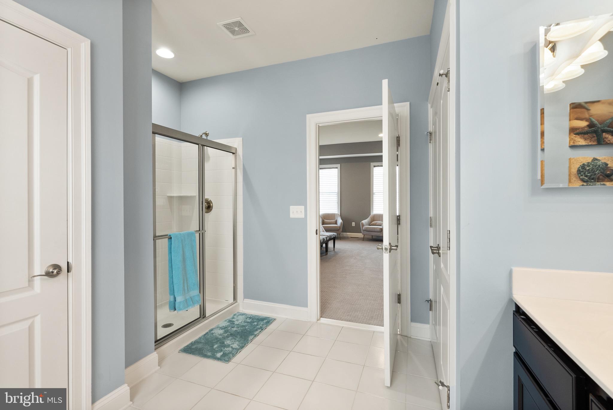 RIVER POINTE - Residential