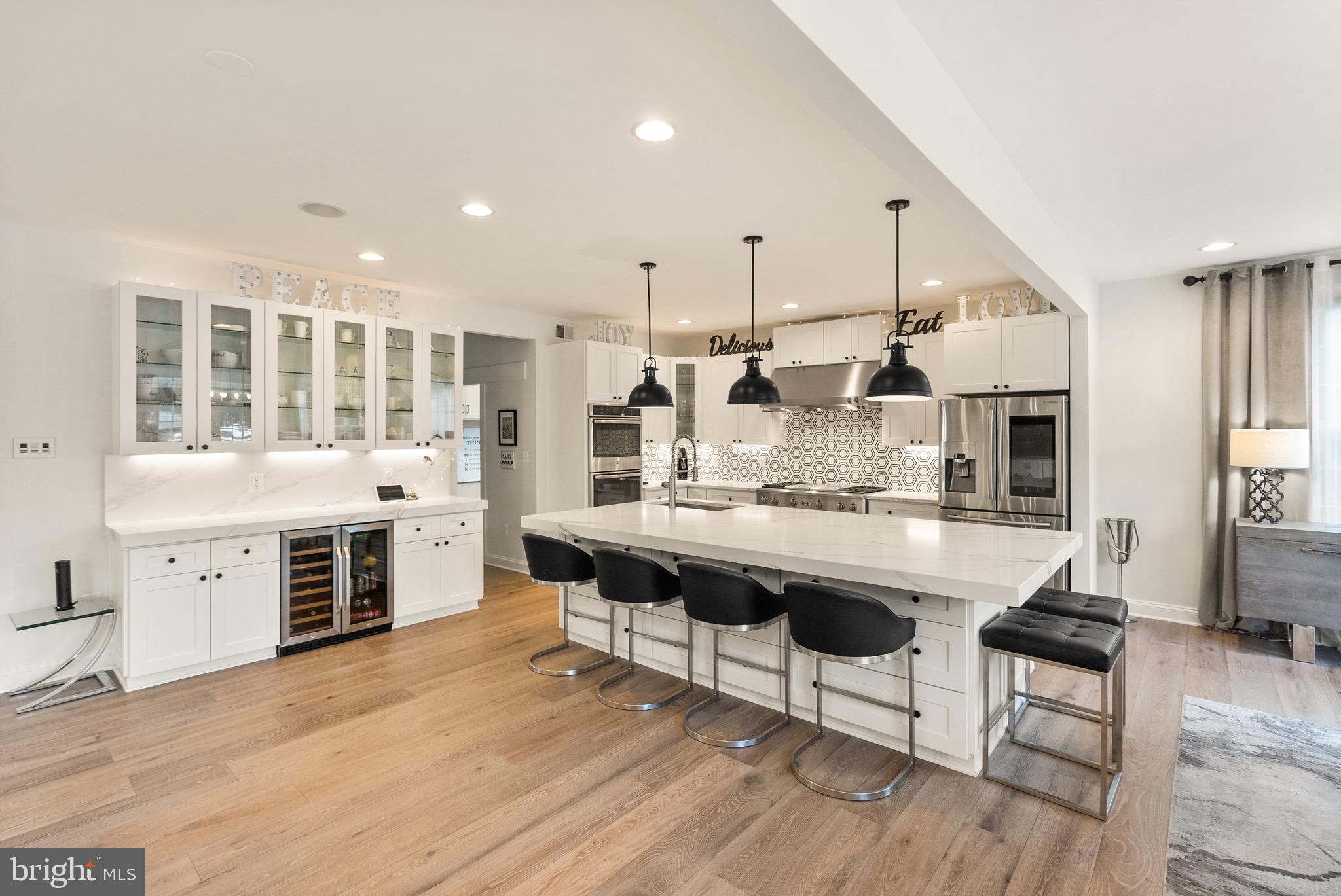 RIVER POINTE - Residential