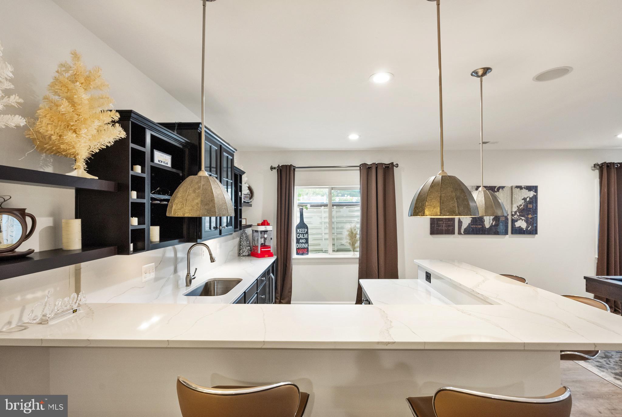 RIVER POINTE - Residential