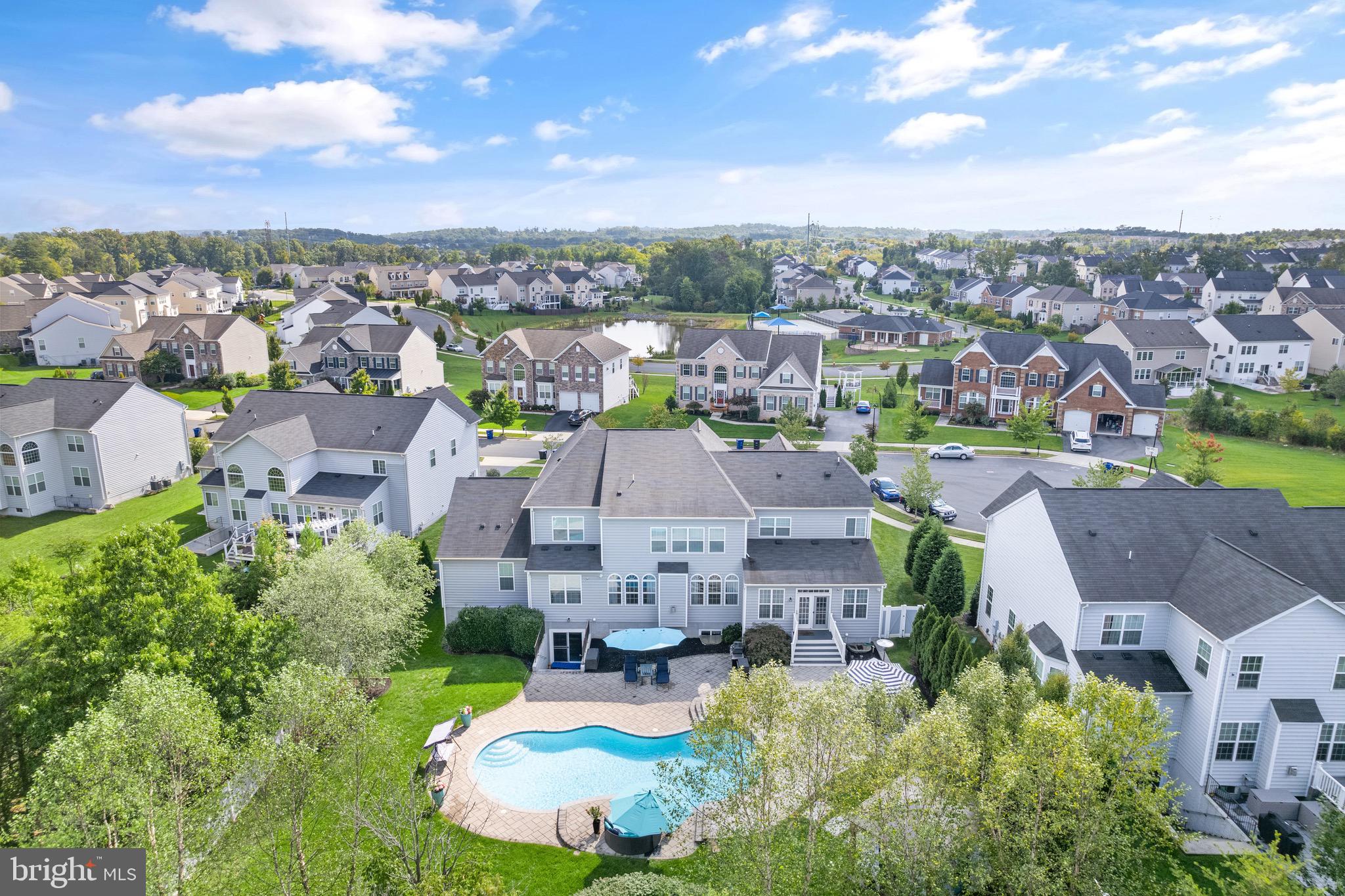 RIVER POINTE - Residential