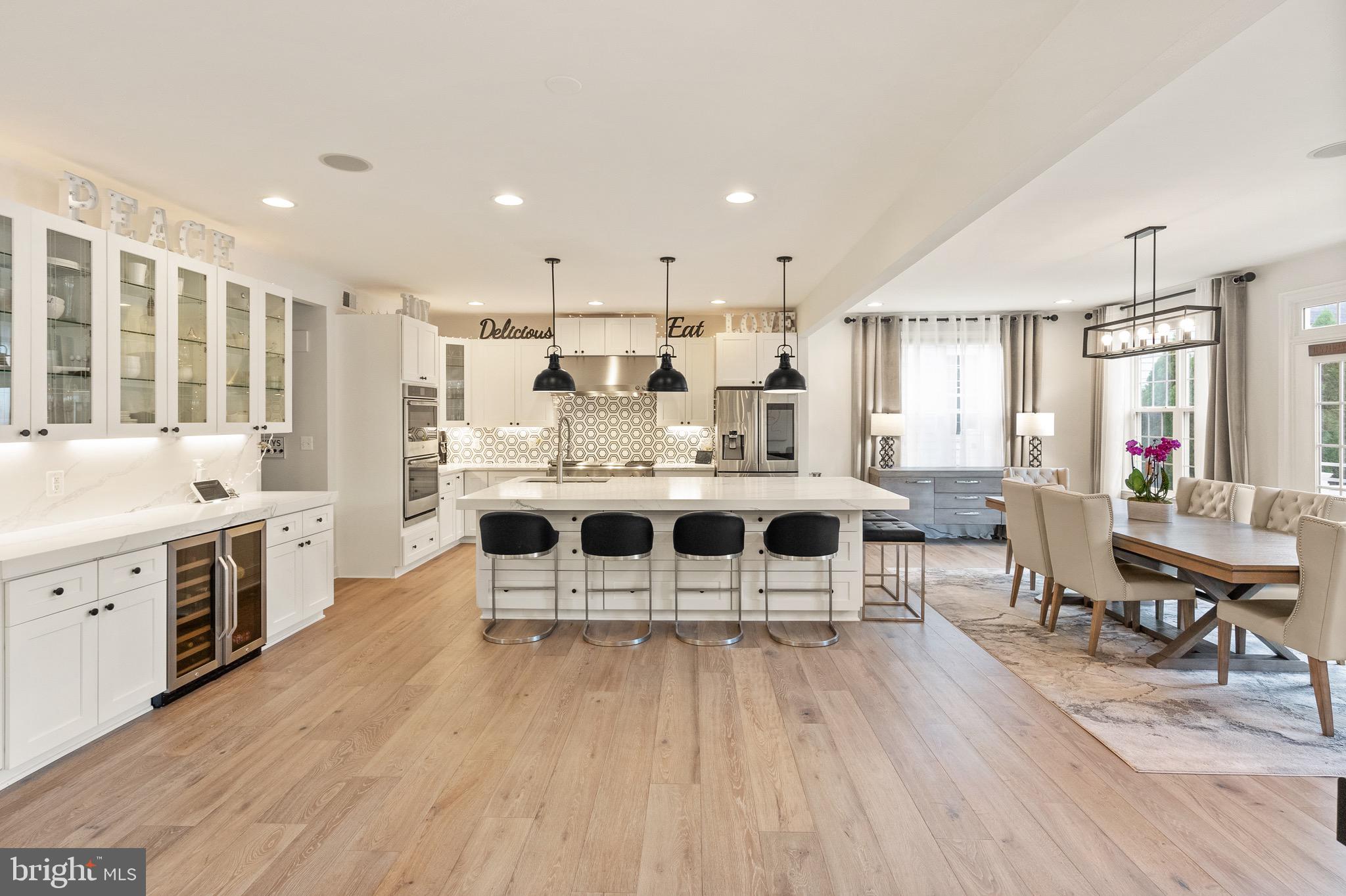 RIVER POINTE - Residential