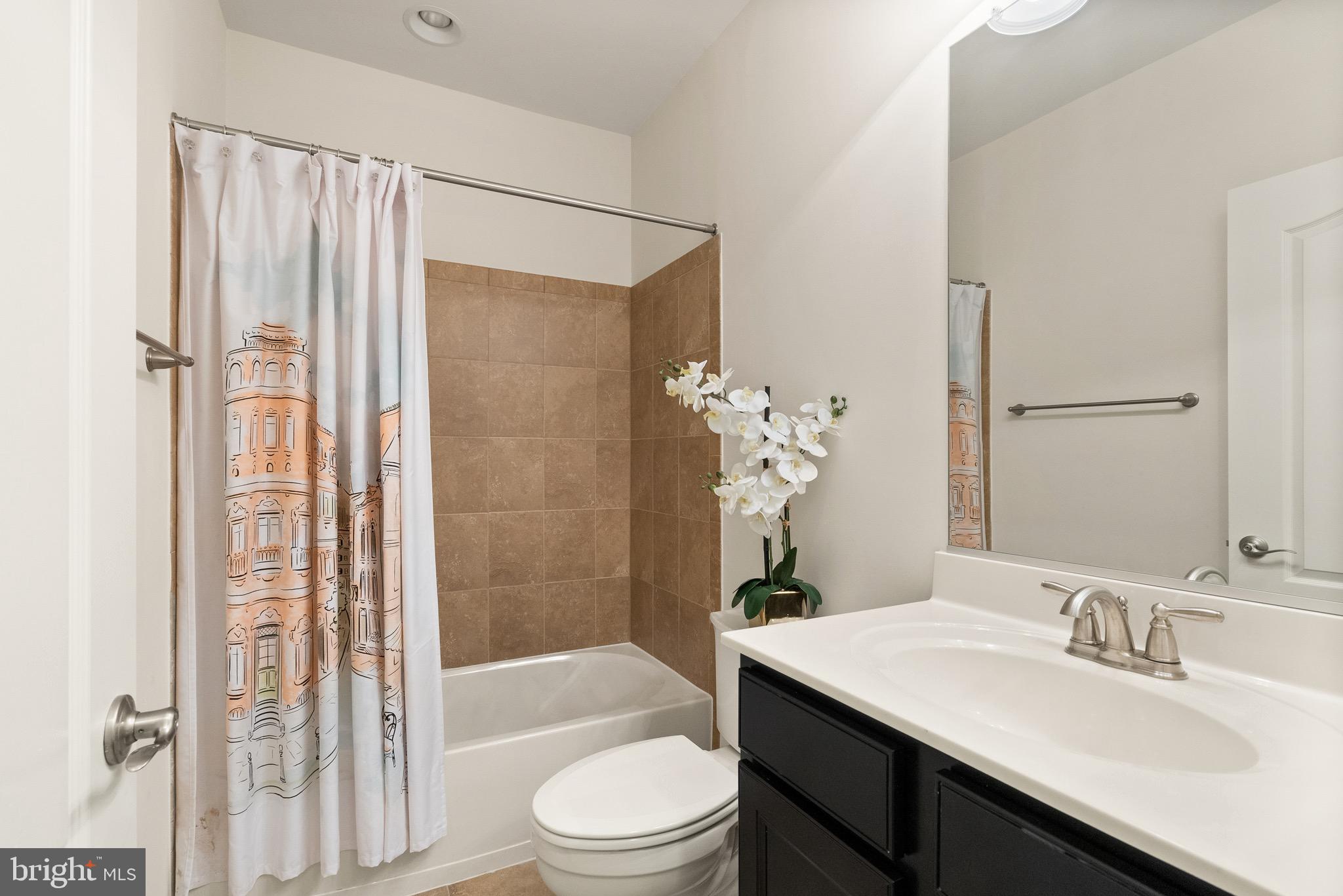 RIVER POINTE - Residential