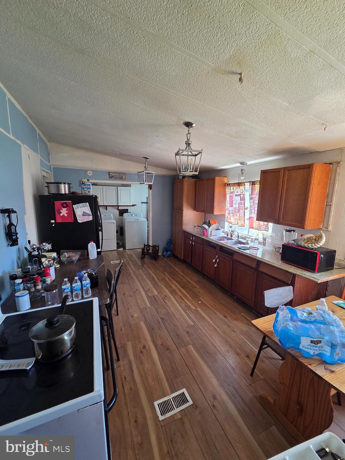 PENNWOOD CROSSING - Residential