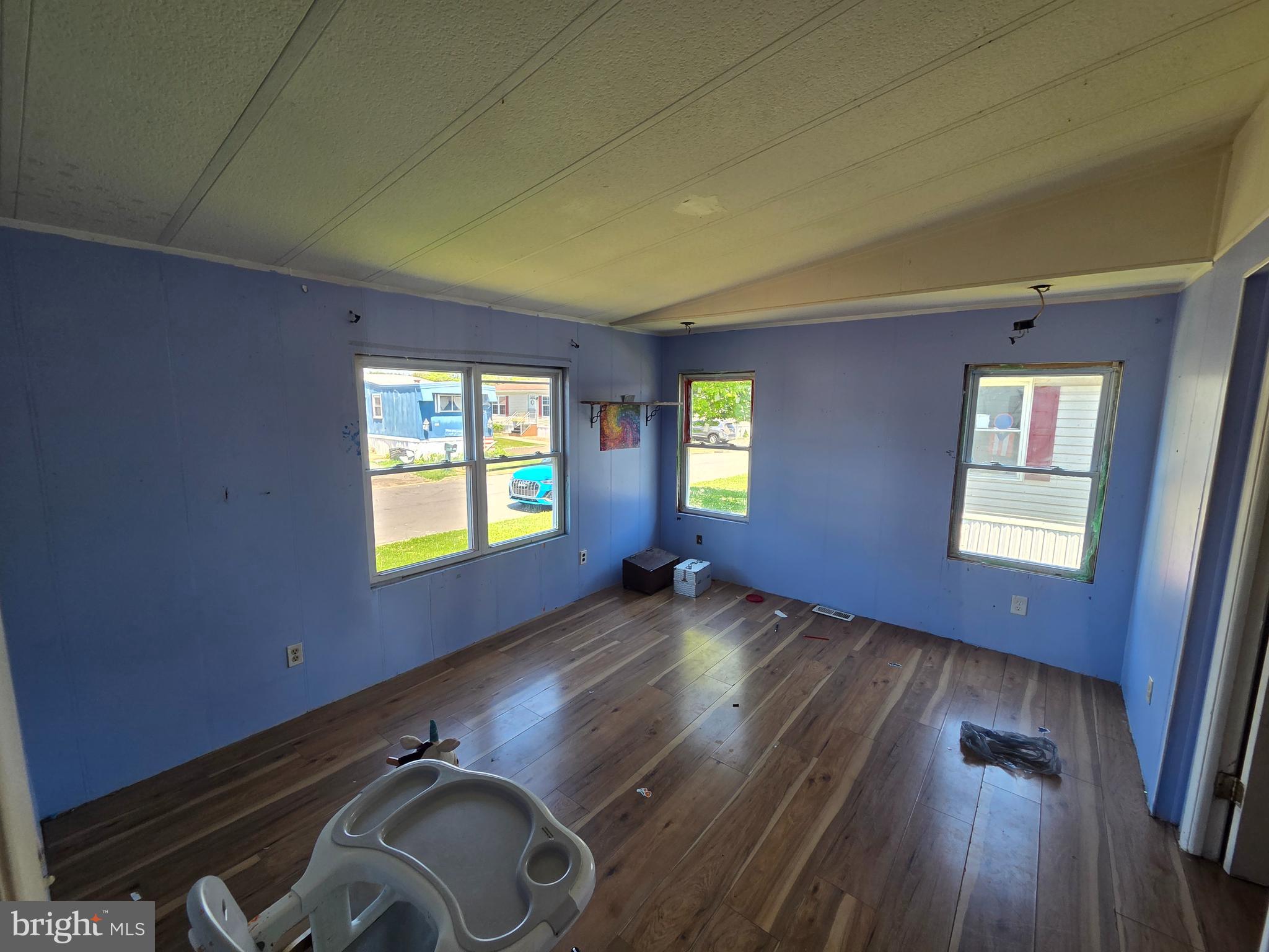 PENNWOOD CROSSING - Residential