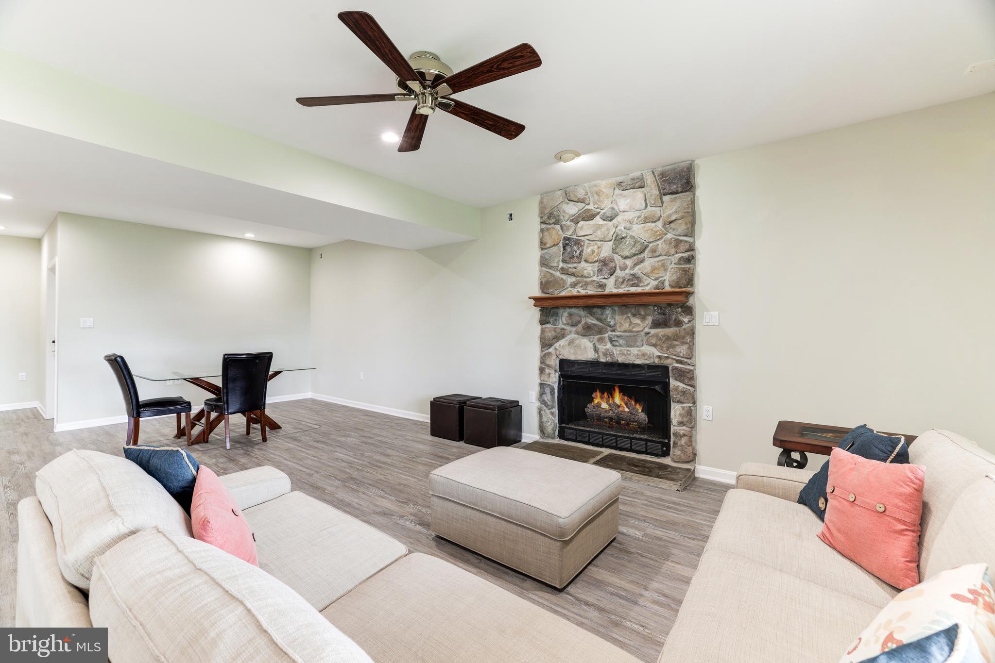 WATERFORD - Residential