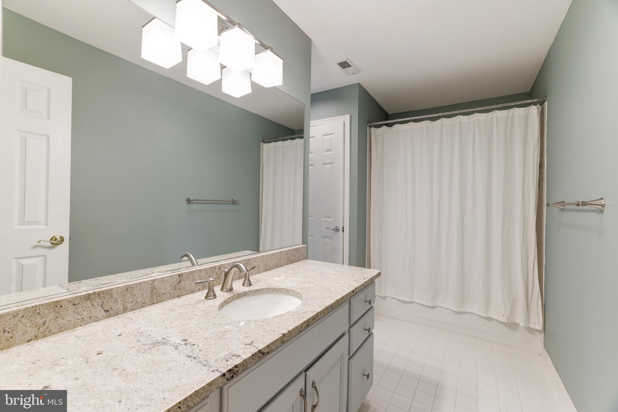 WATERFORD - Residential