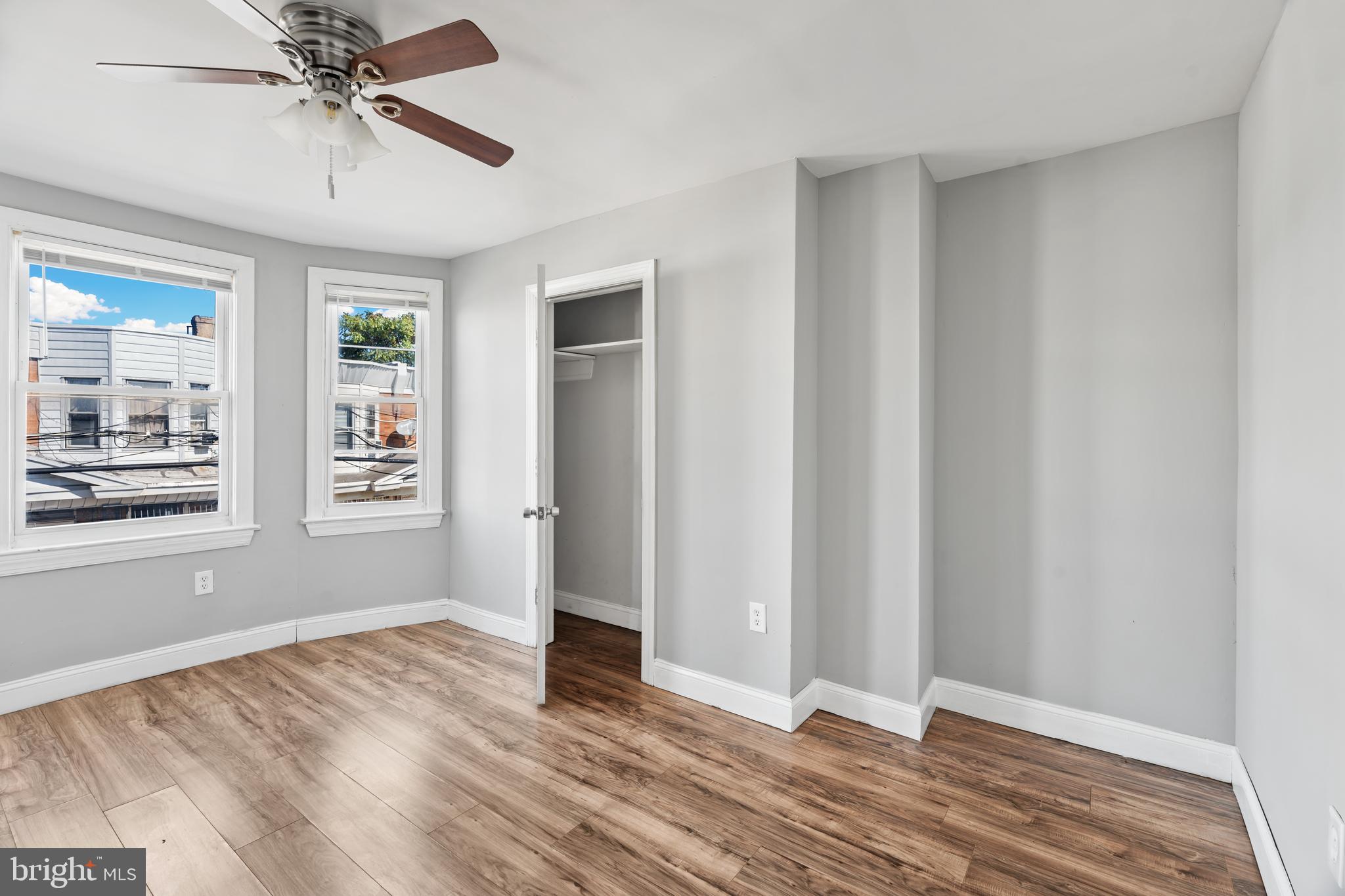 KENSINGTON - Residential