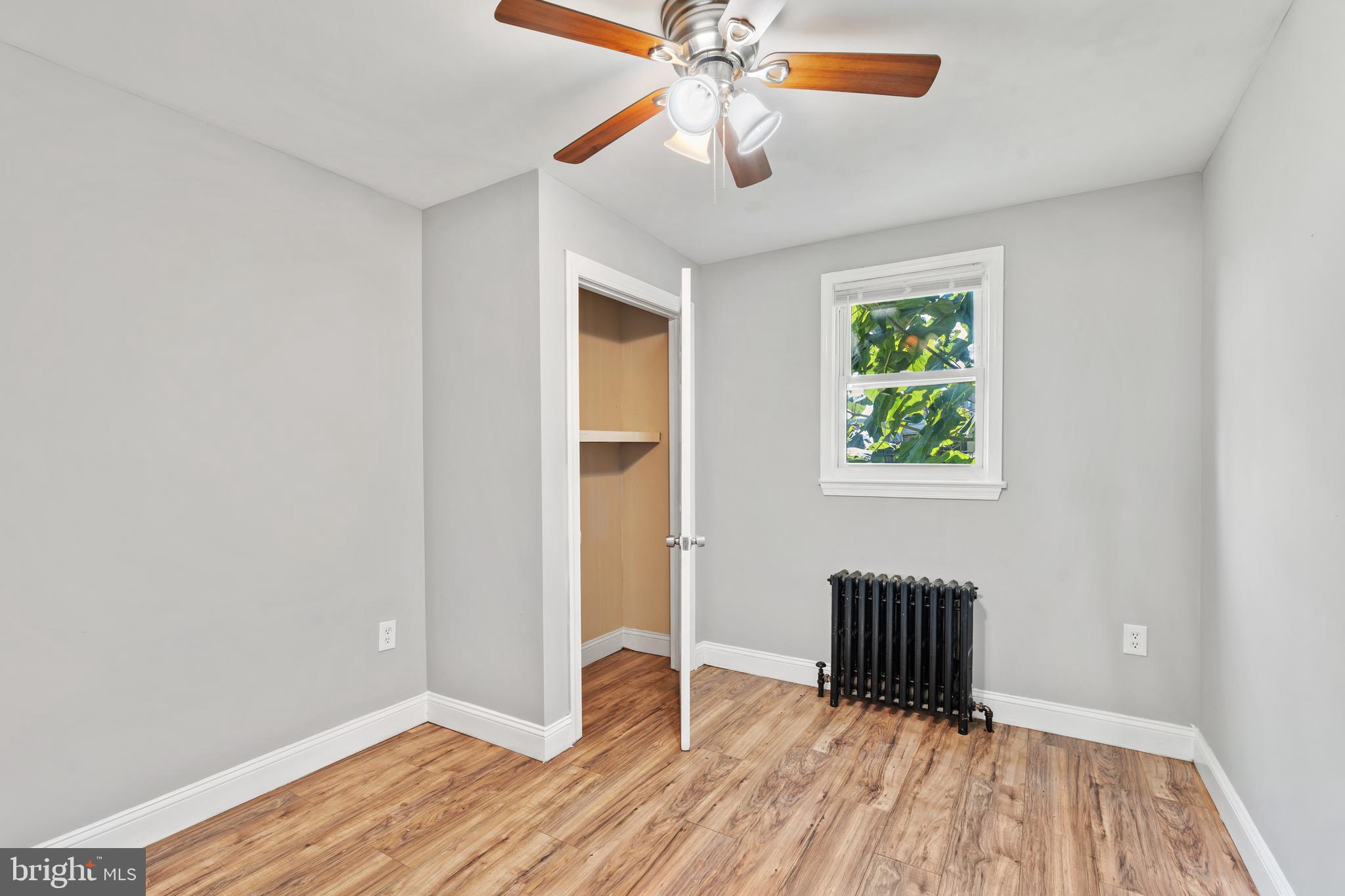 KENSINGTON - Residential