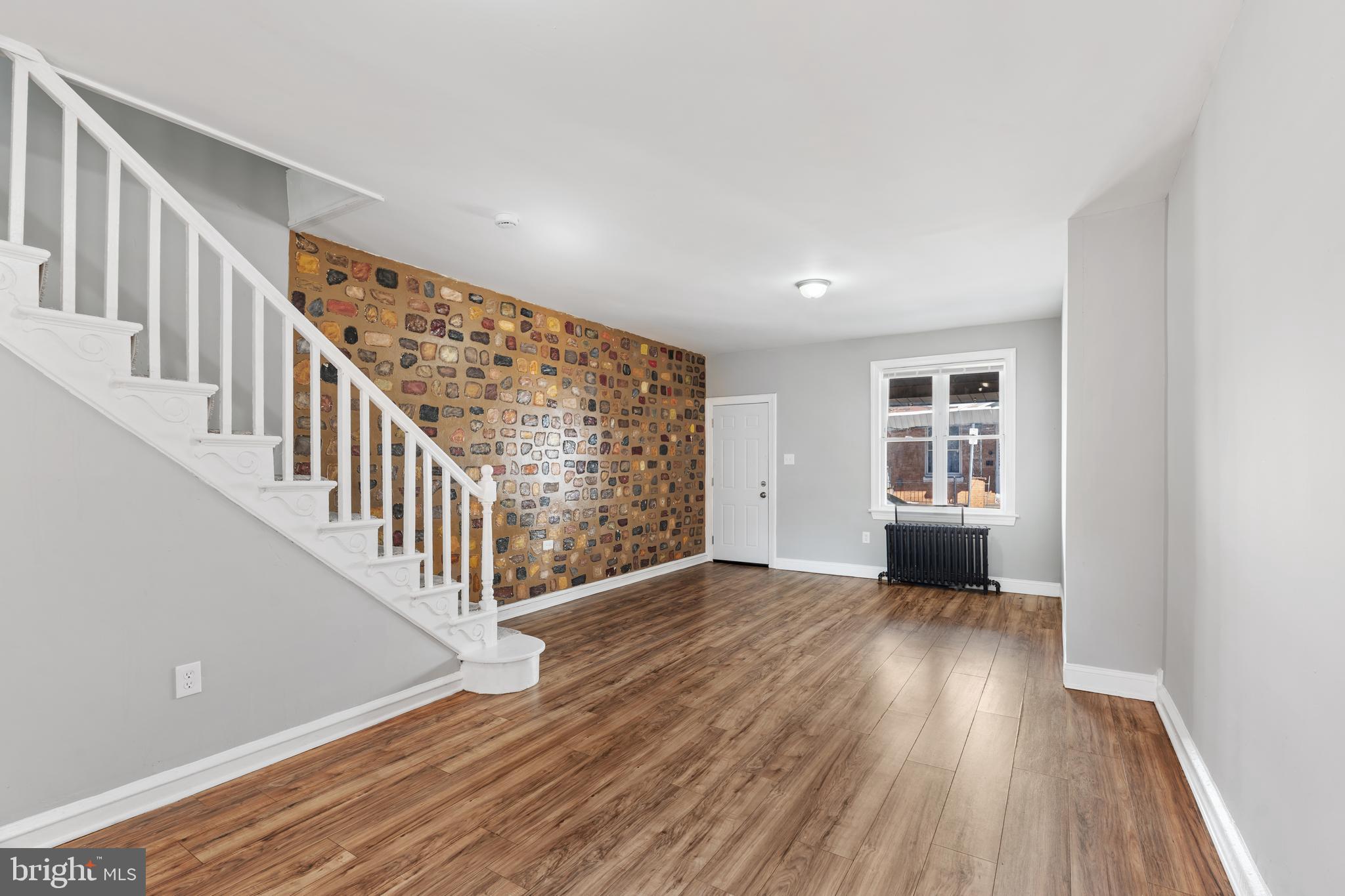 KENSINGTON - Residential