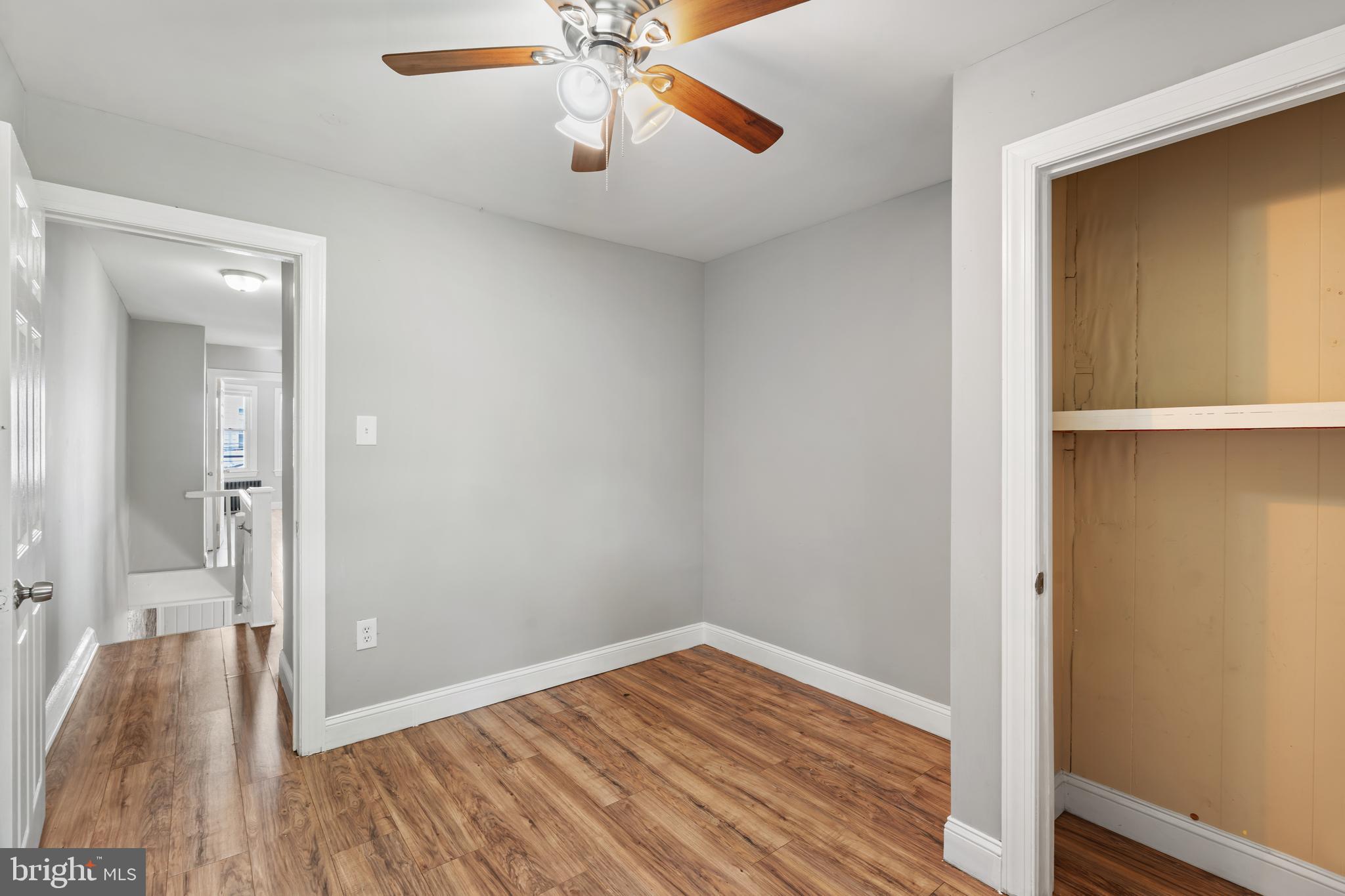 KENSINGTON - Residential