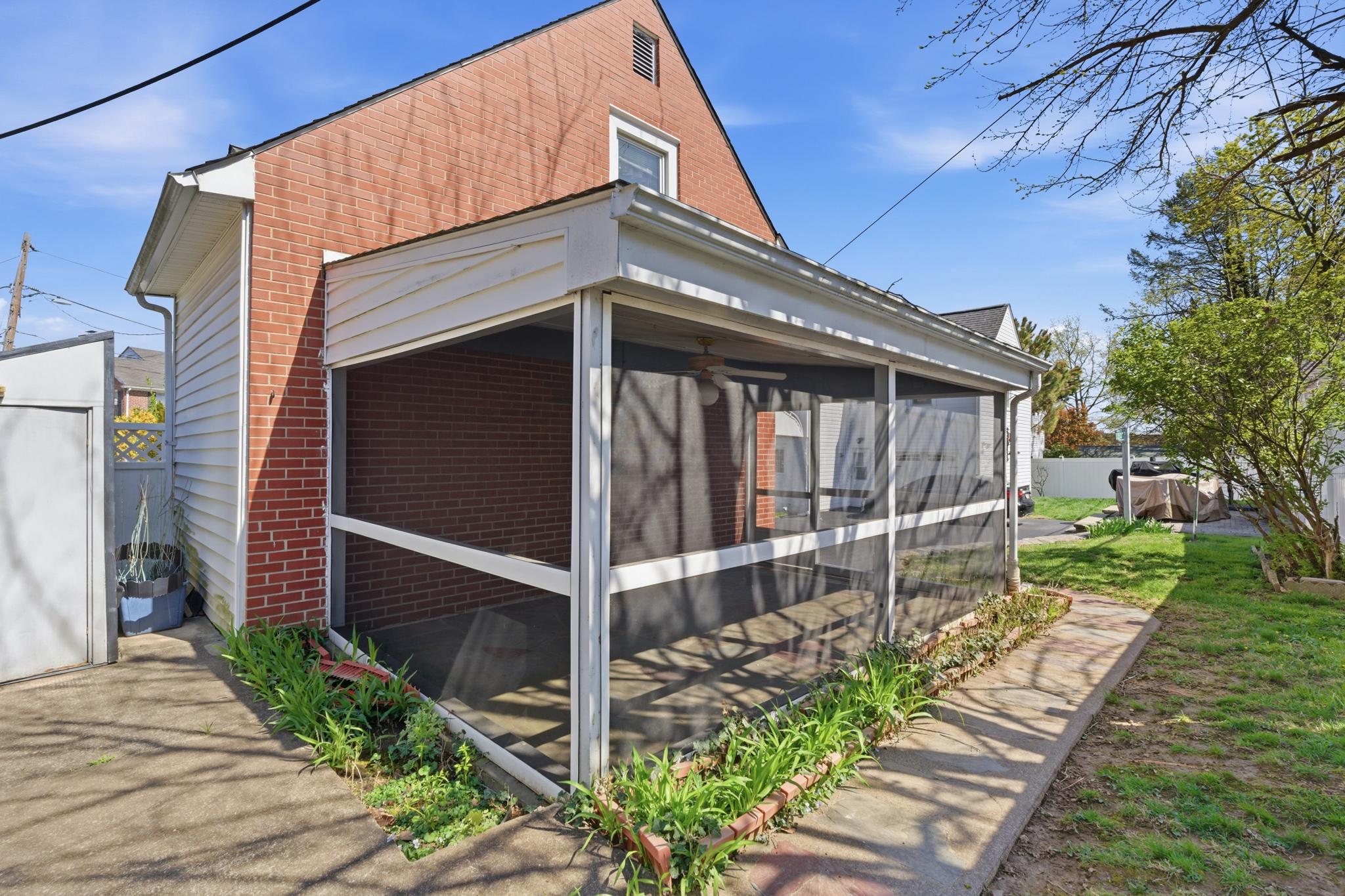 DREXEL HILL - Residential