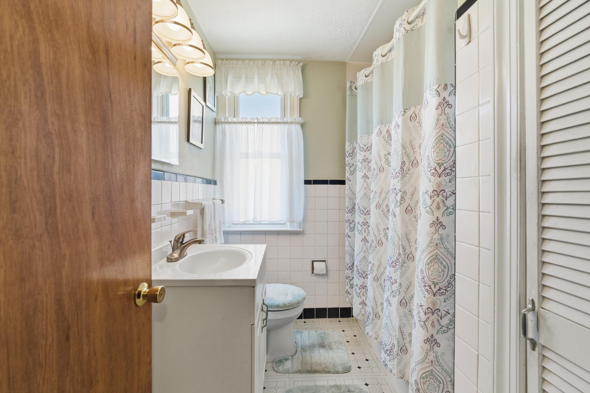 DREXEL HILL - Residential