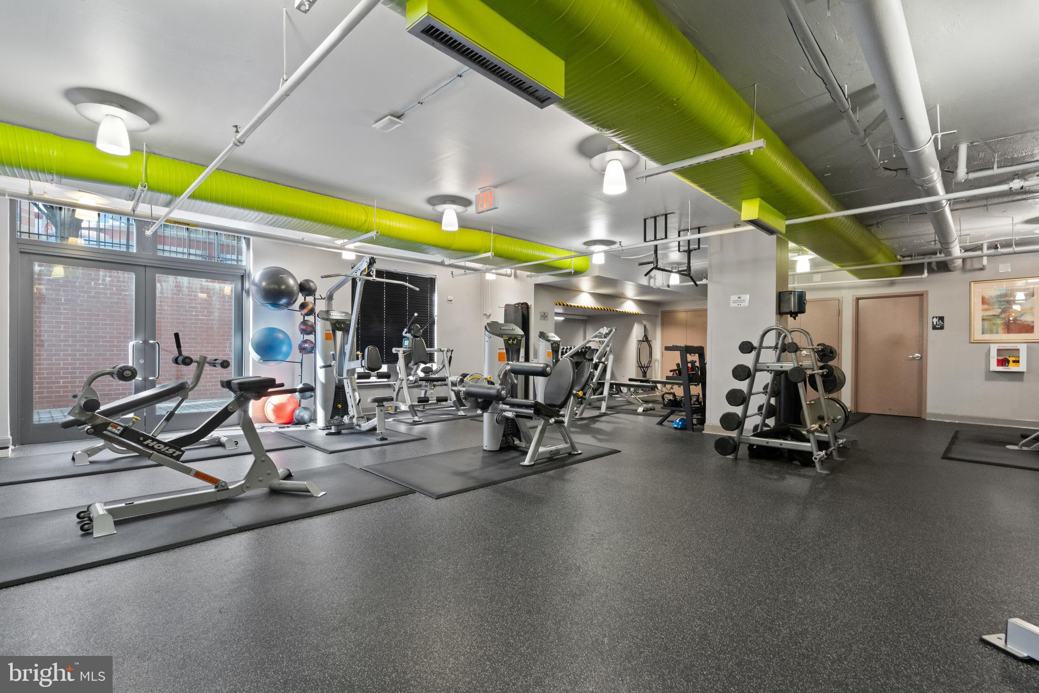 1021 N GARFIELD STREET 715