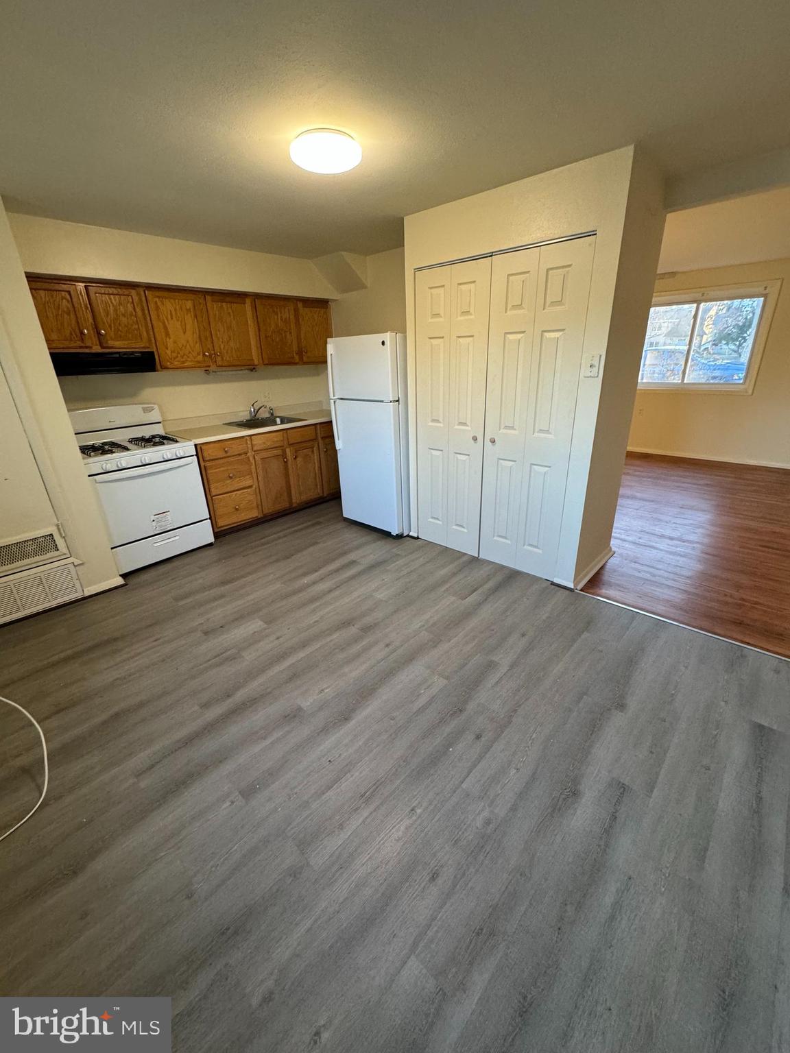 BEL AIR DOWNTOWN - Residential Lease