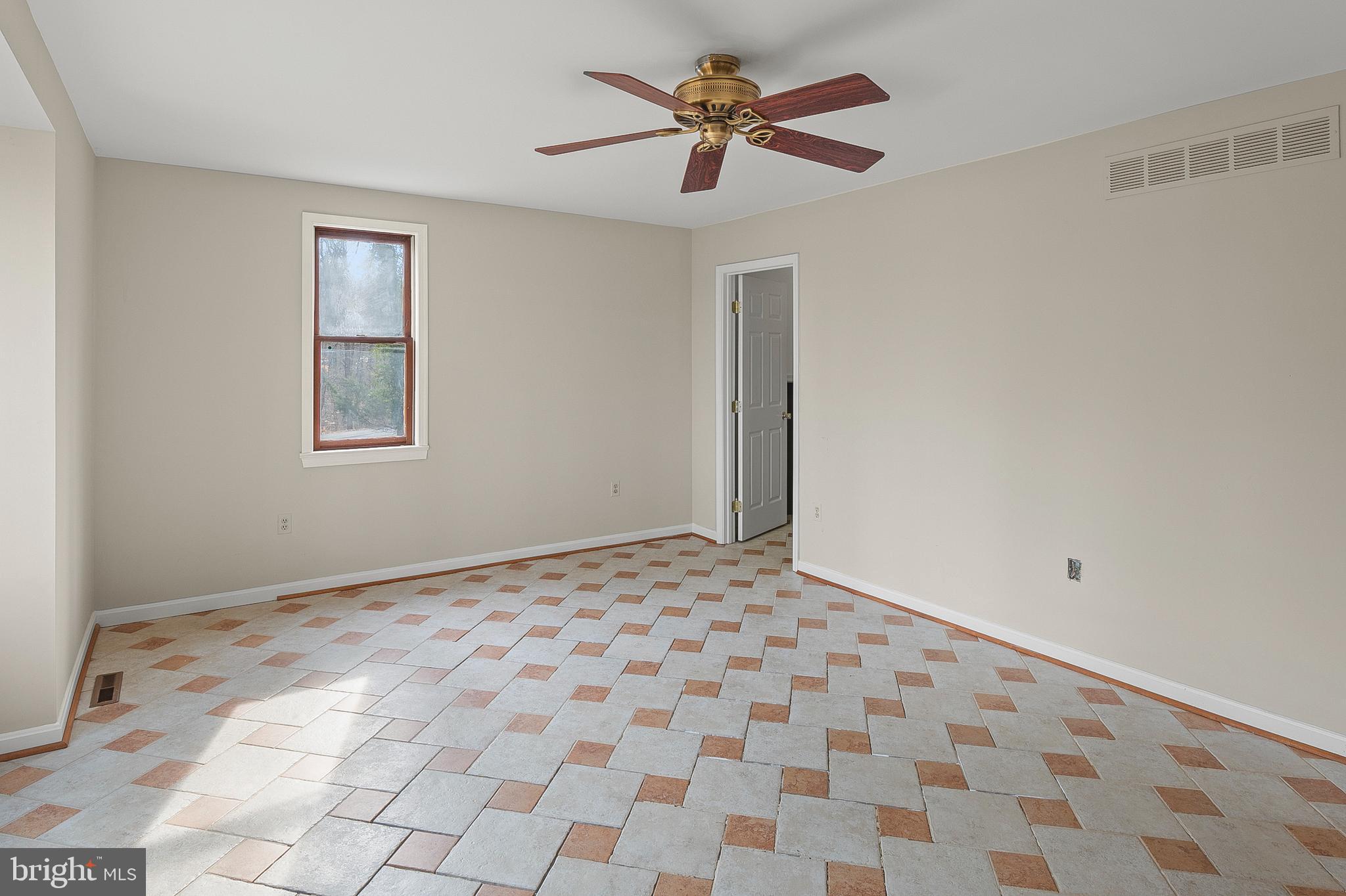 BROWNS WOODS - Residential