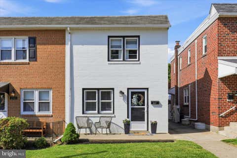 Townhouse For Sale - 239 E 12th Avenue<br/> CONSHOHOCKEN, PA 19428