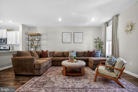 104 LEVIS DRIVE MOUNT HOLLY NJ 08060