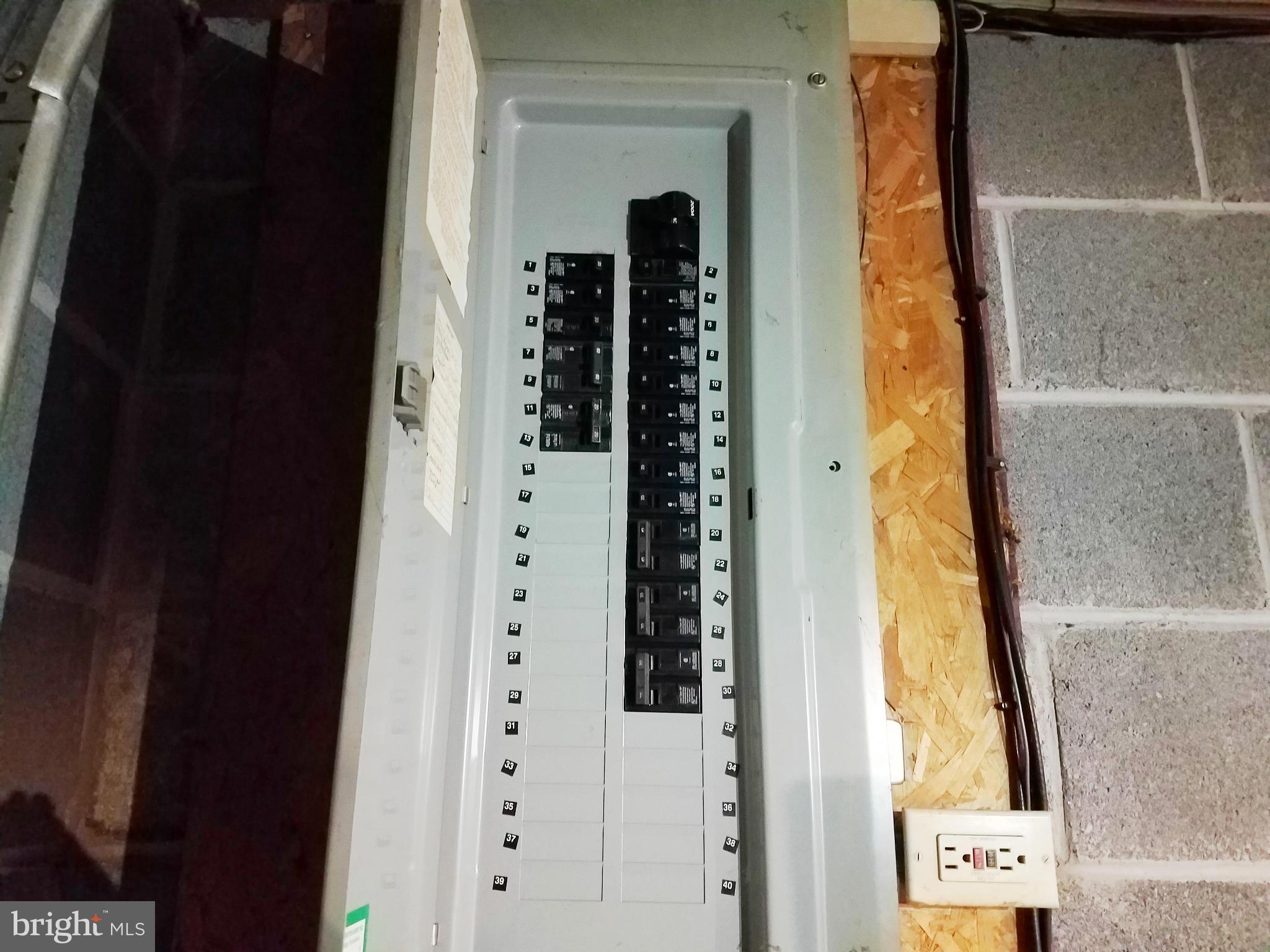 WINDOVER HILLS - Residential