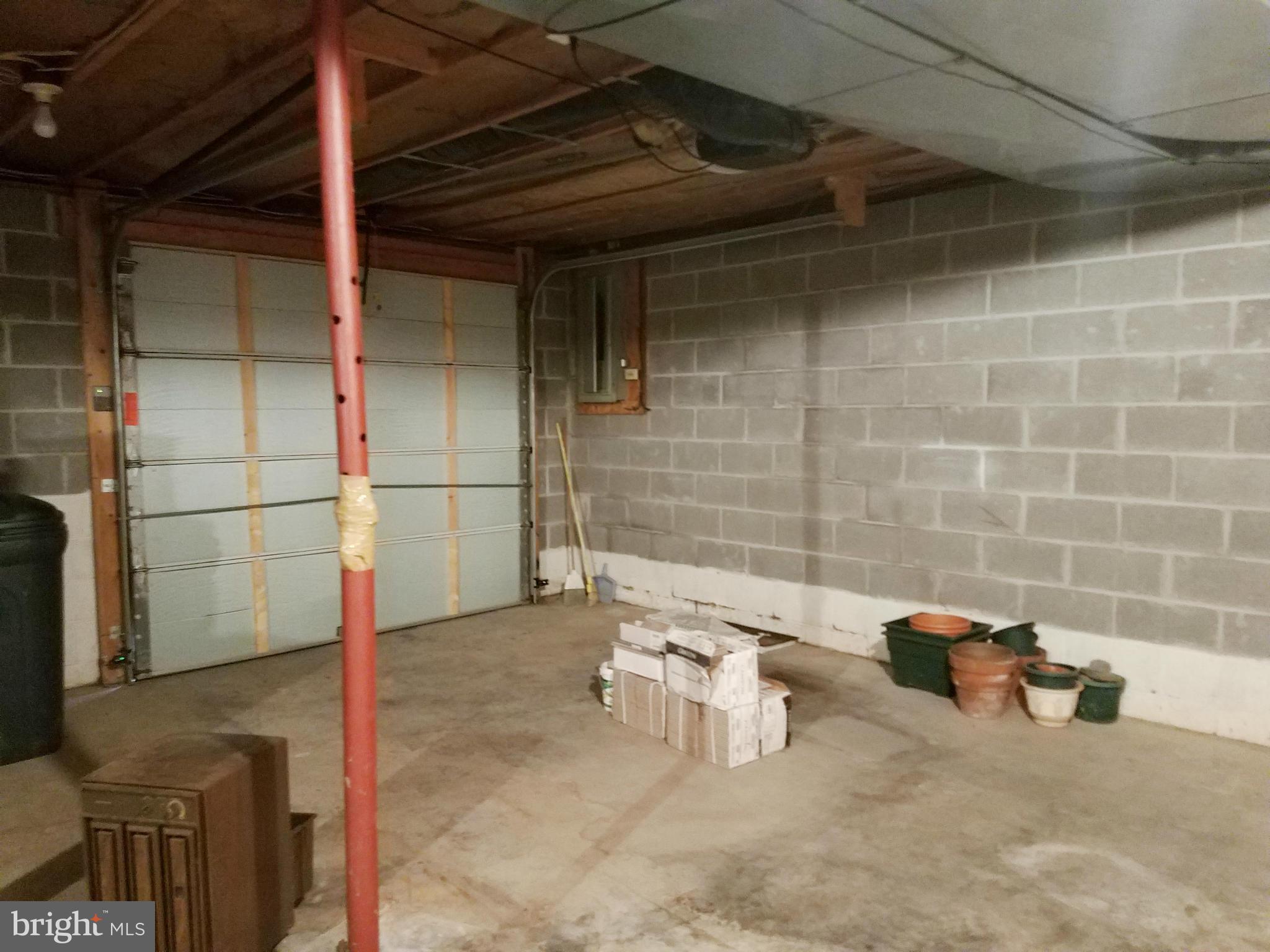 WINDOVER HILLS - Residential