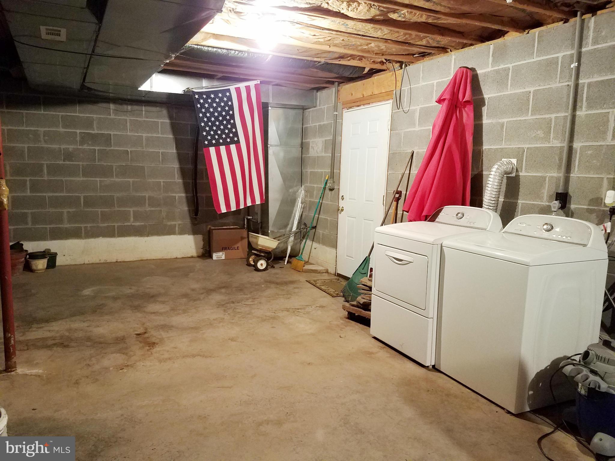 WINDOVER HILLS - Residential