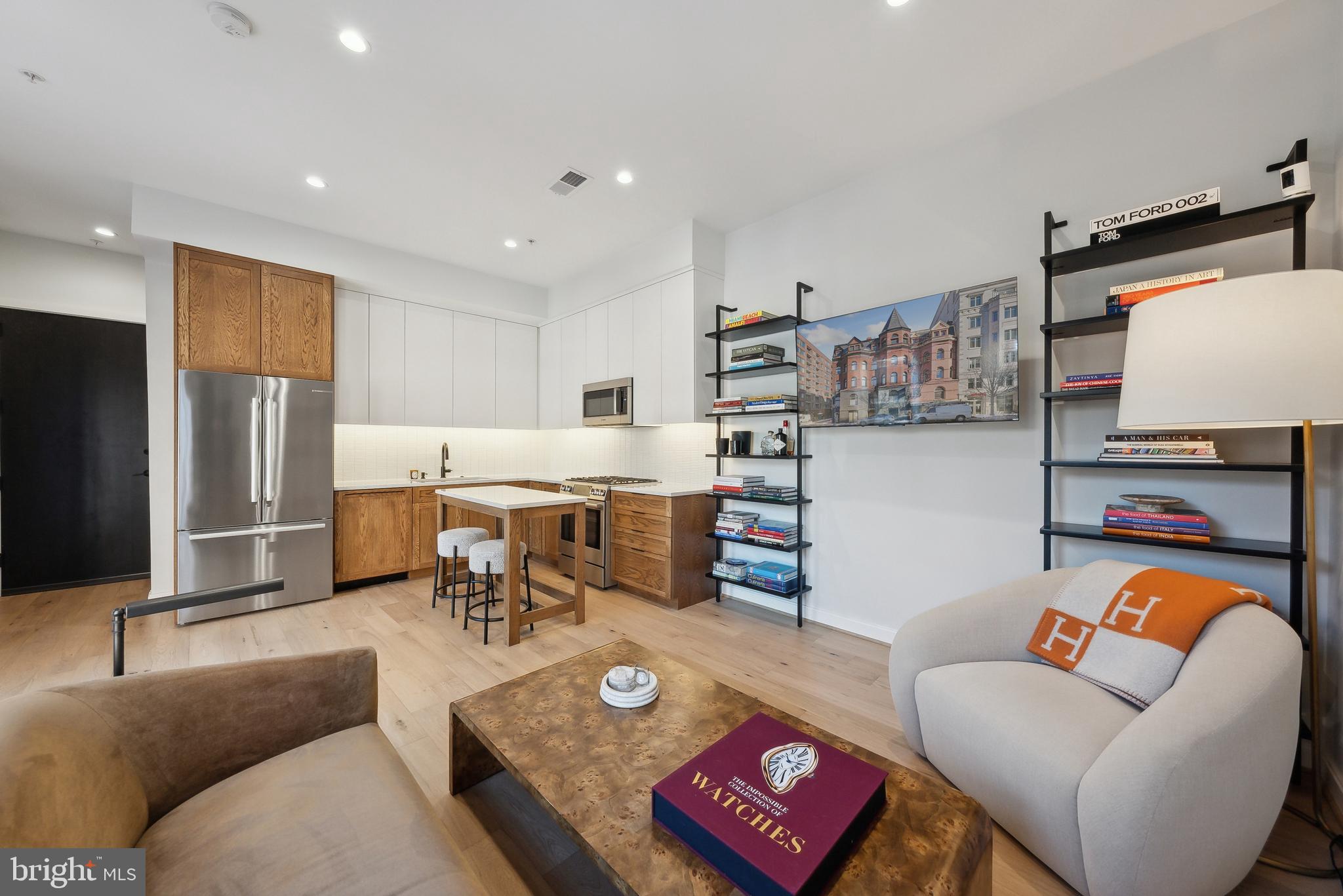 2525 PENNSYLVANIA AVENUE NW 301