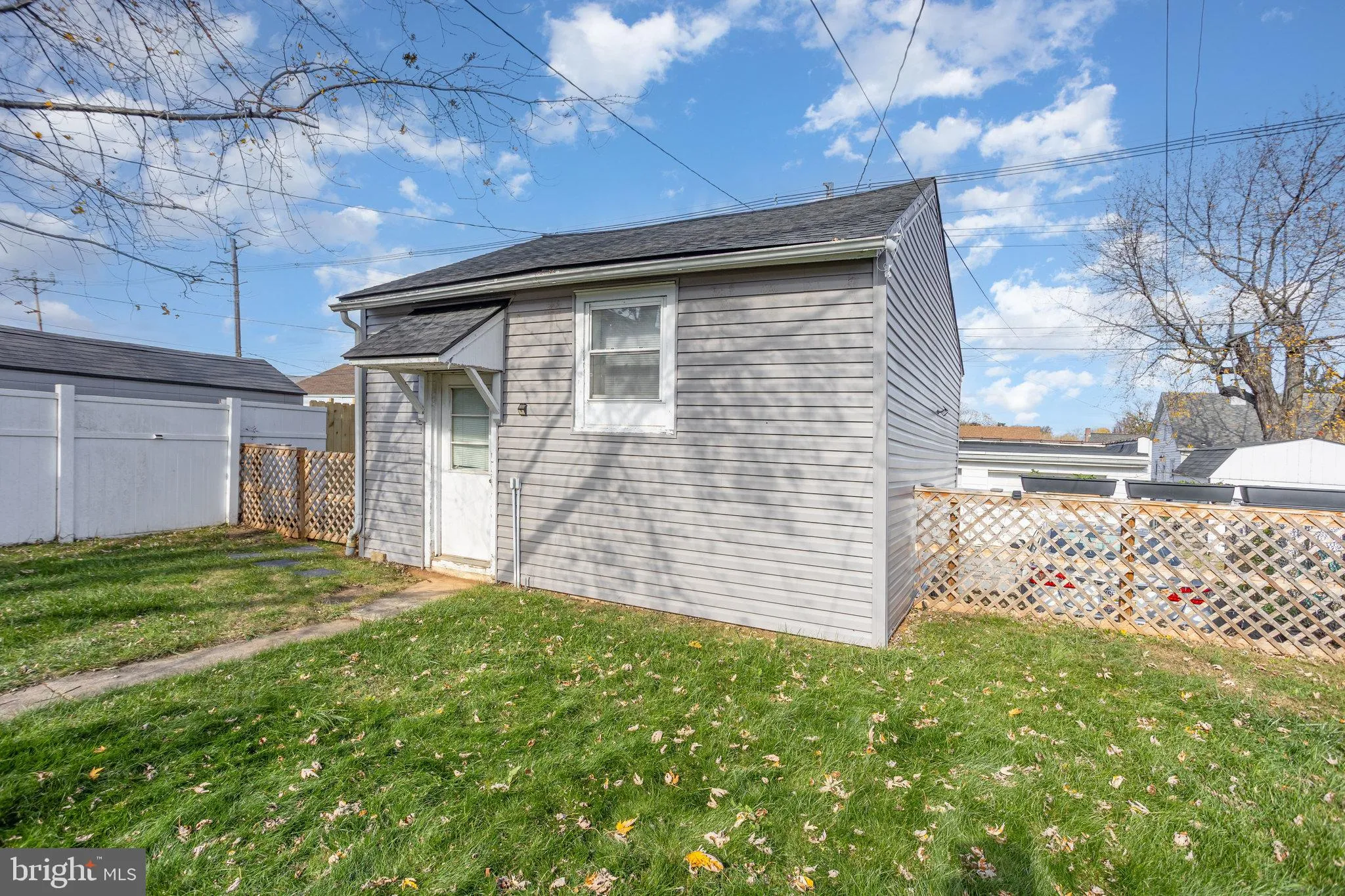 York, Pennsylvania 17404, United States, 2 Bedrooms Bedrooms, ,1 BathroomBathrooms,Residential,Active,244004