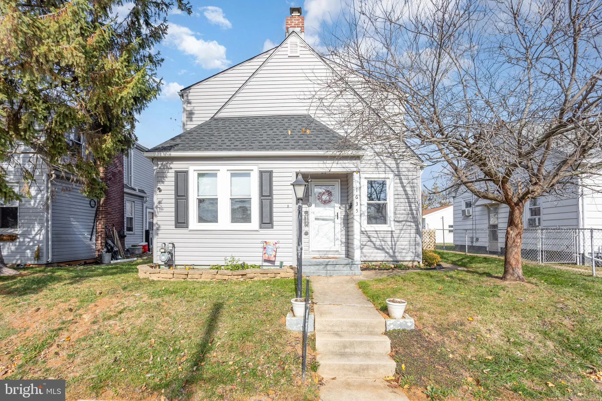 York, Pennsylvania 17404, United States, 2 Bedrooms Bedrooms, ,1 BathroomBathrooms,Residential,Active,244004