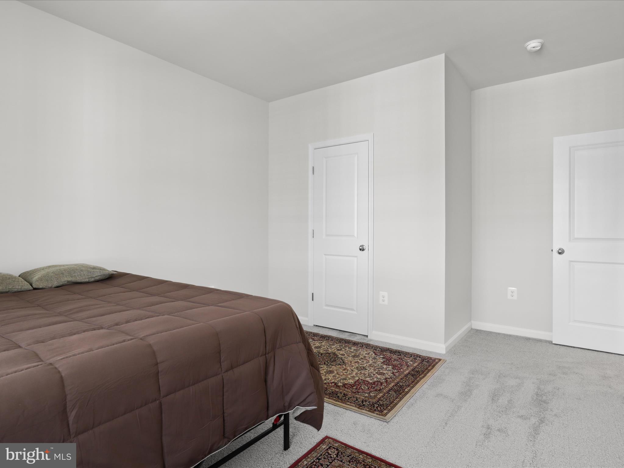 EAST QUARTER - Residential