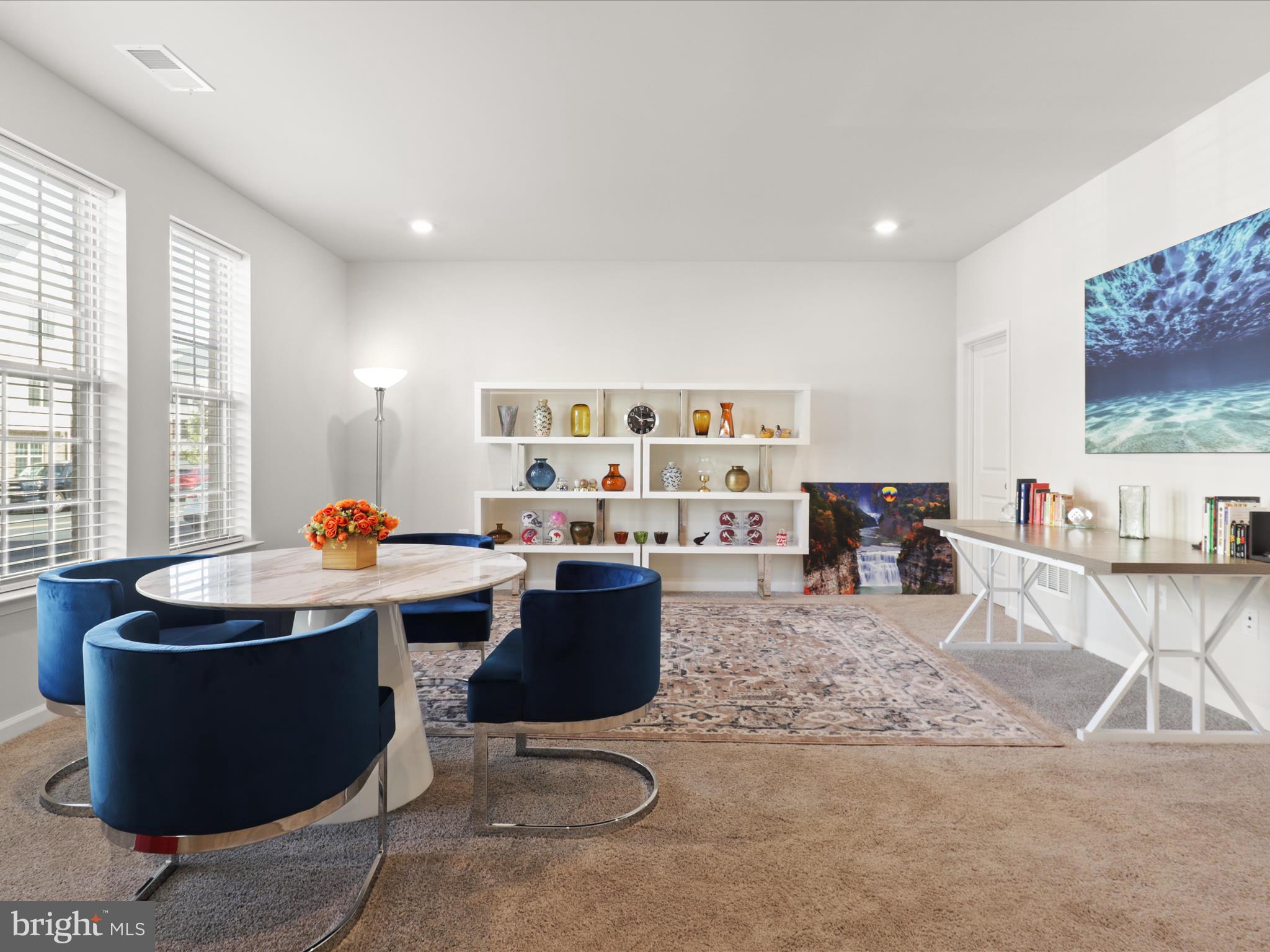 EAST QUARTER - Residential