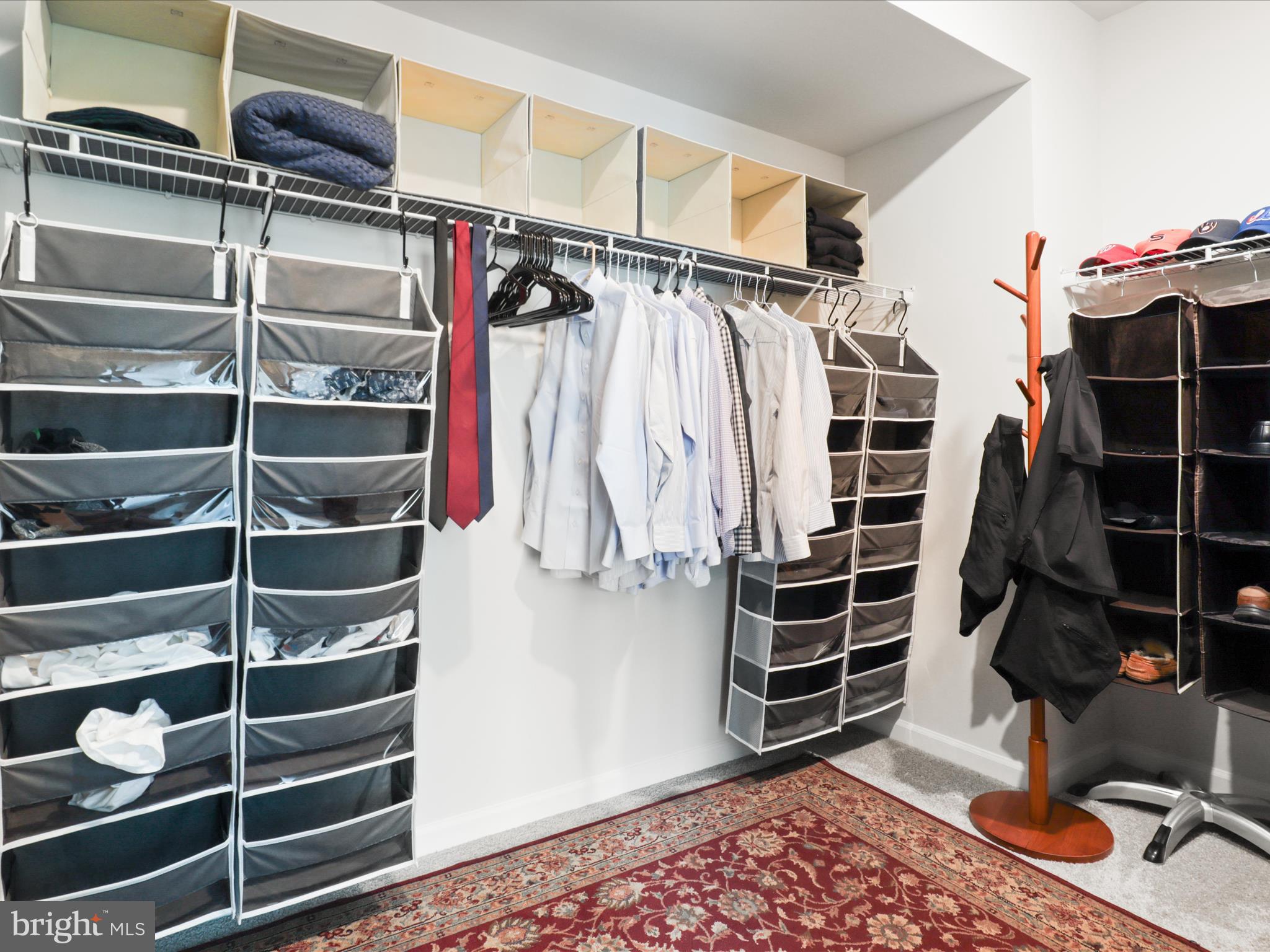 EAST QUARTER - Residential