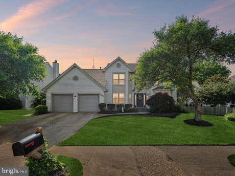Photo of 20547 Ringold Drive, ASHBURN, VA 20147 (MLS # VALO2131484)