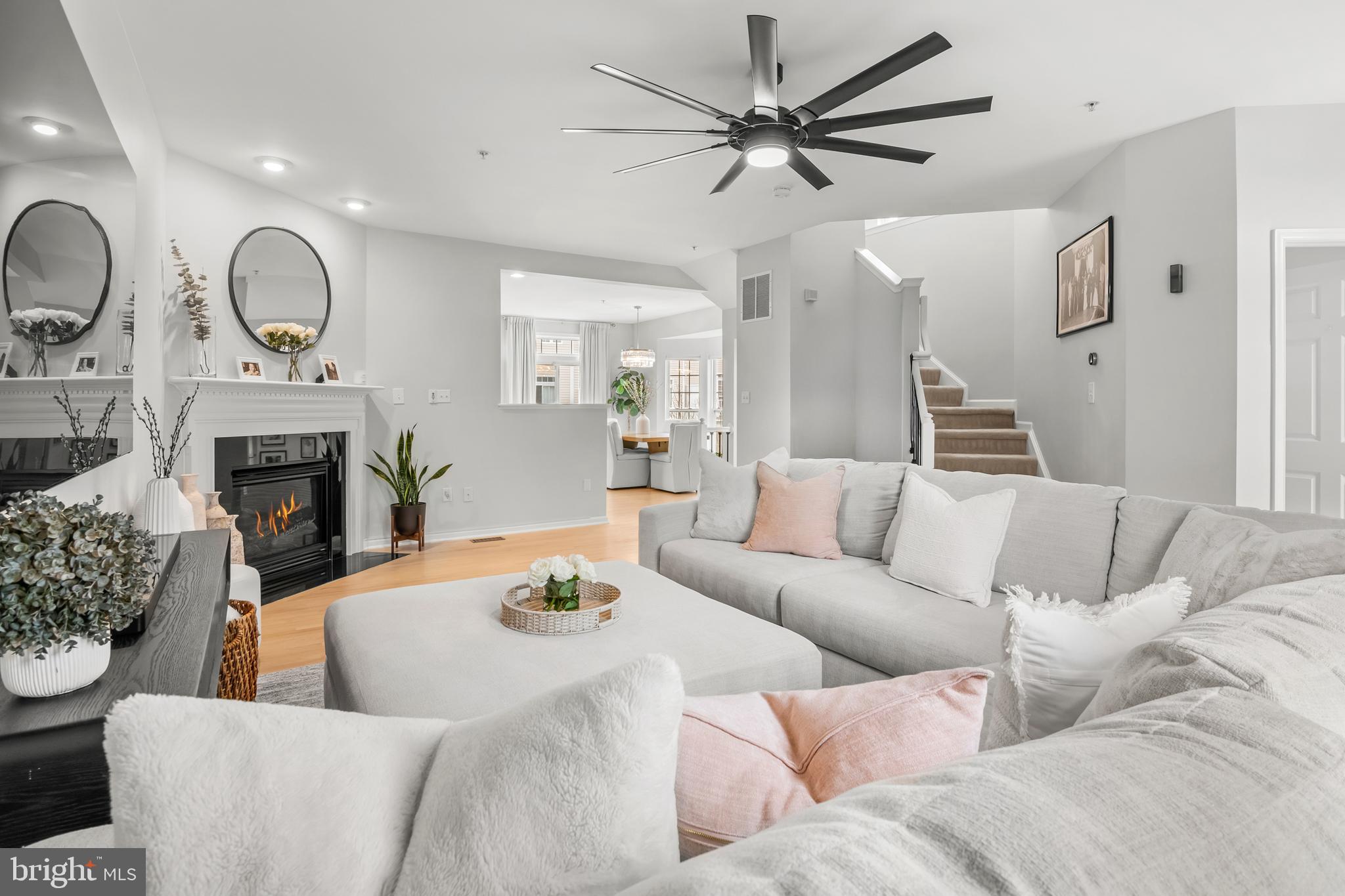 VILLAGES OF DORCHESTER - Residential