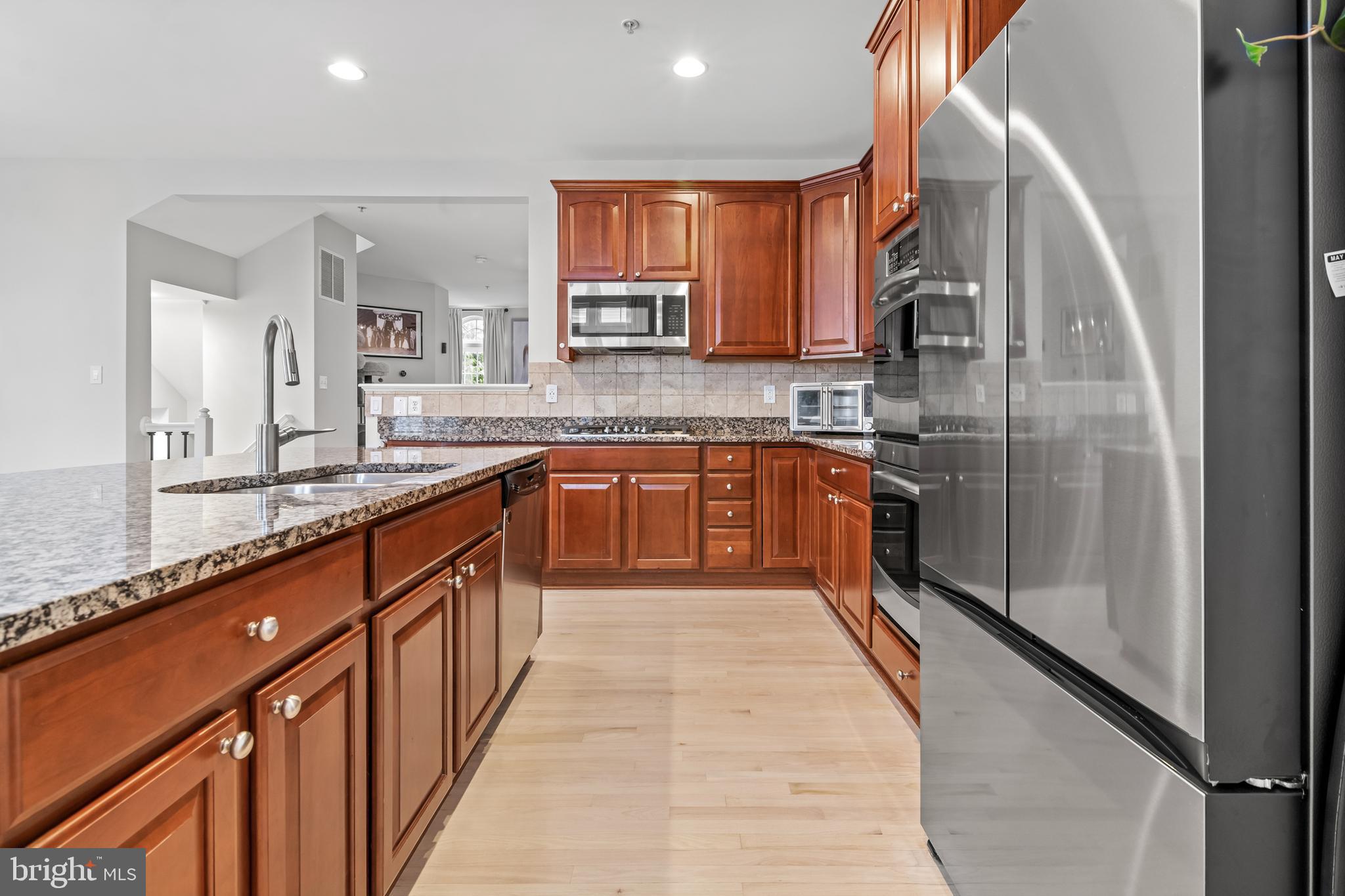 VILLAGES OF DORCHESTER - Residential