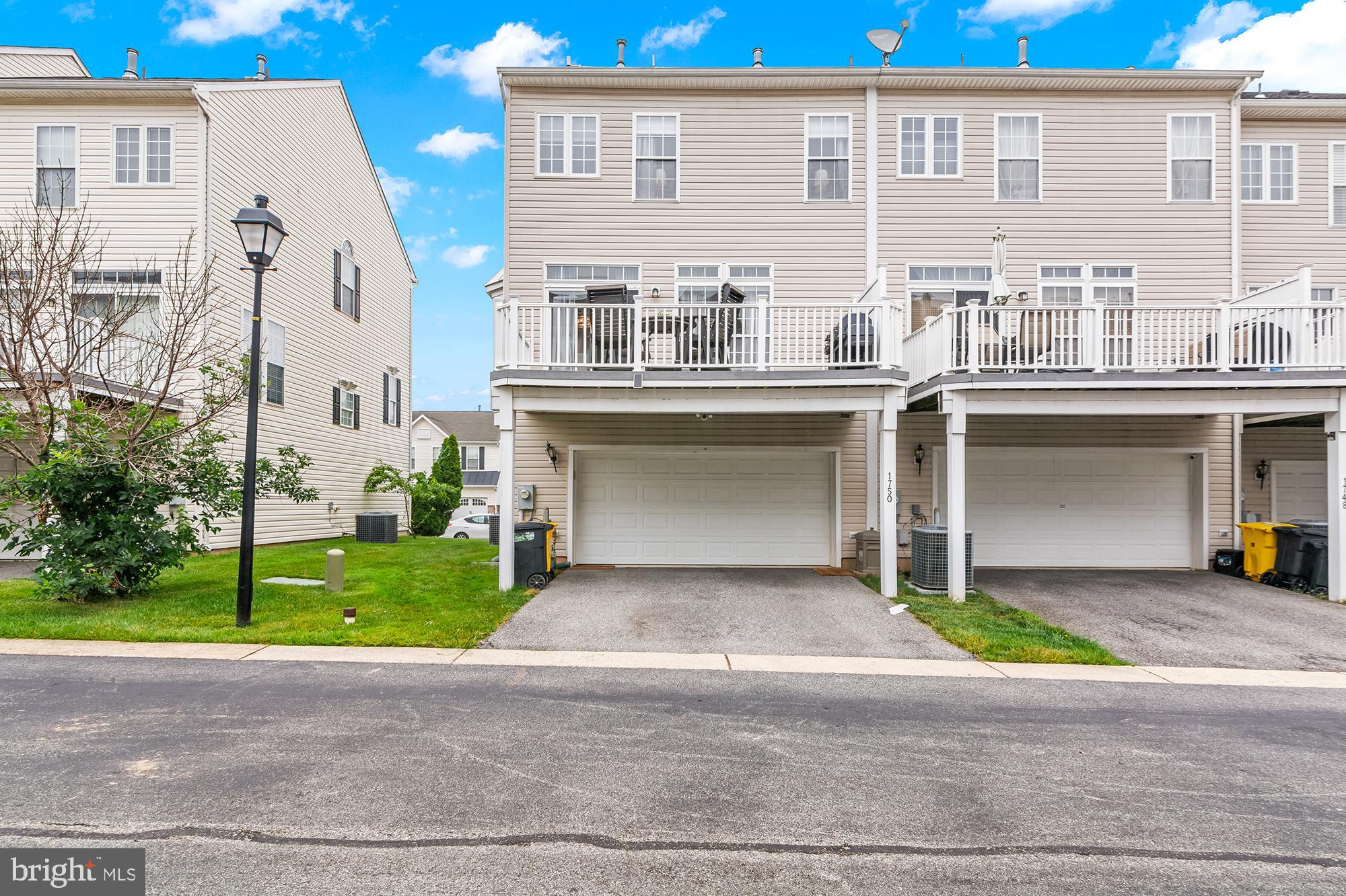 VILLAGES OF DORCHESTER - Residential