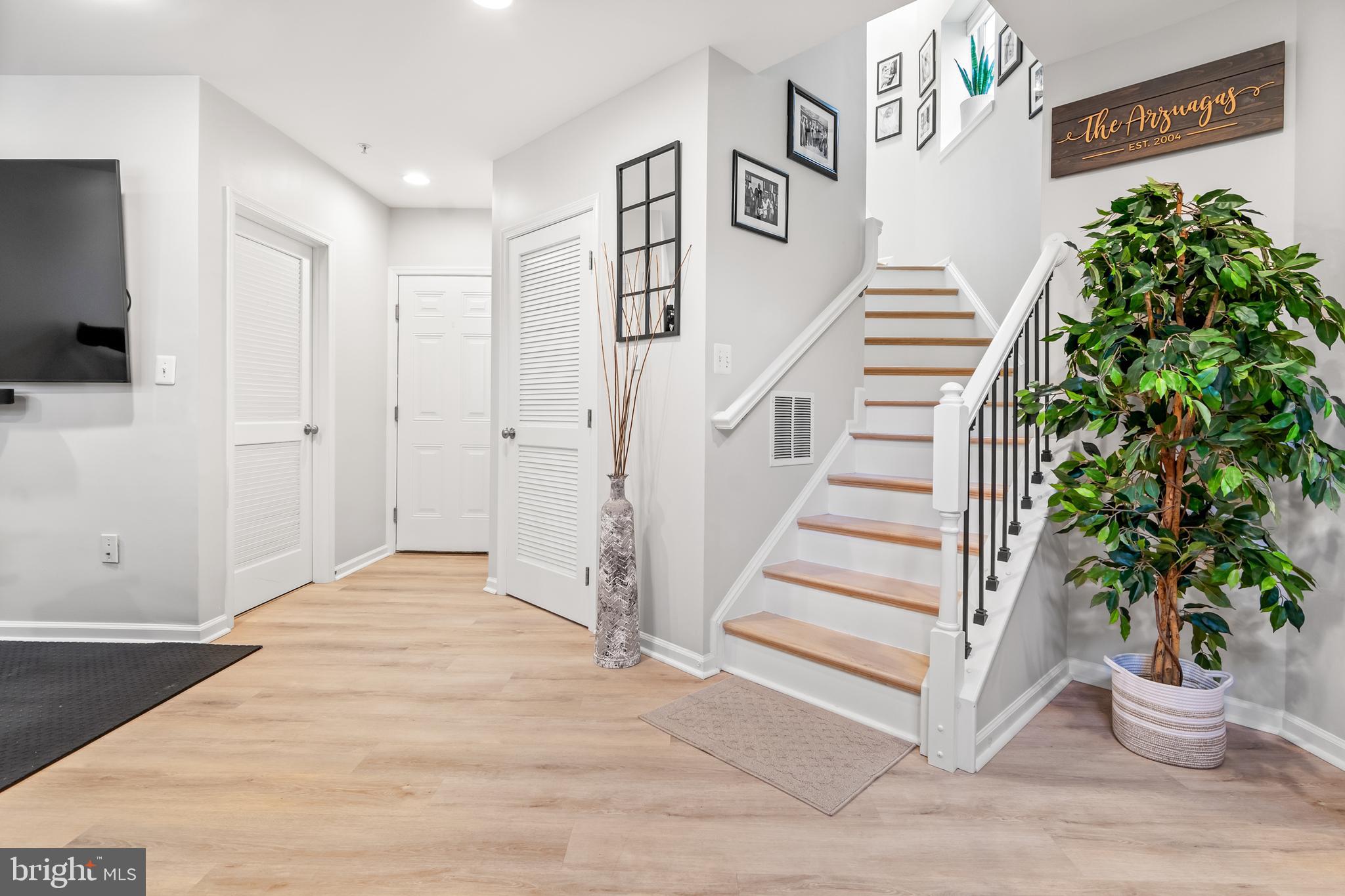 VILLAGES OF DORCHESTER - Residential