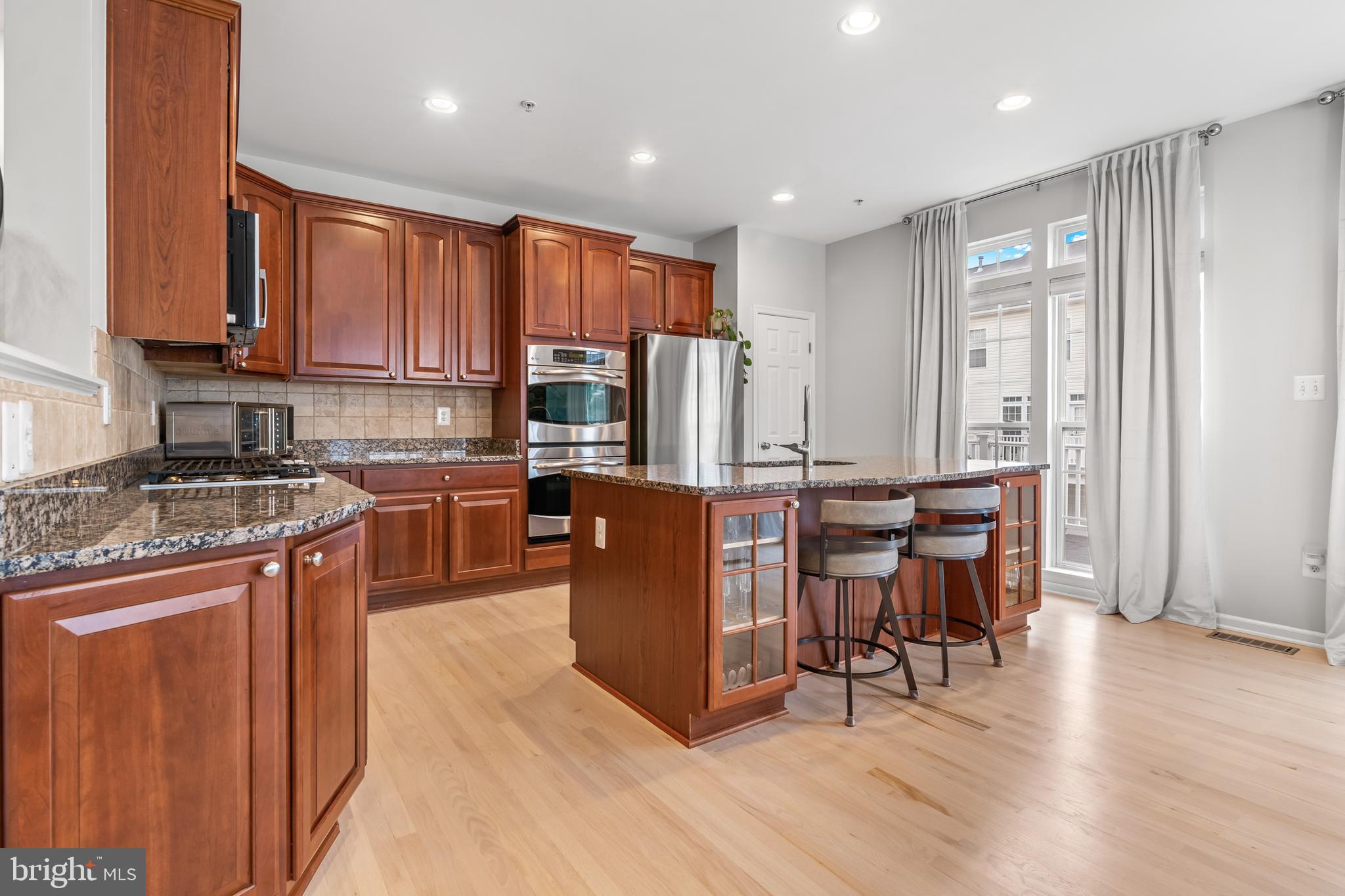 VILLAGES OF DORCHESTER - Residential