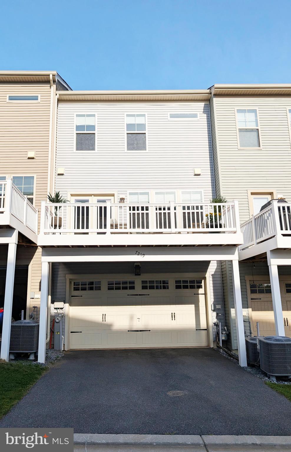 TANYARD COVE - Residential