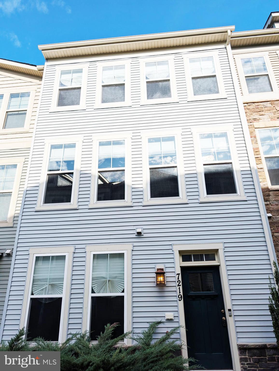 TANYARD COVE - Residential