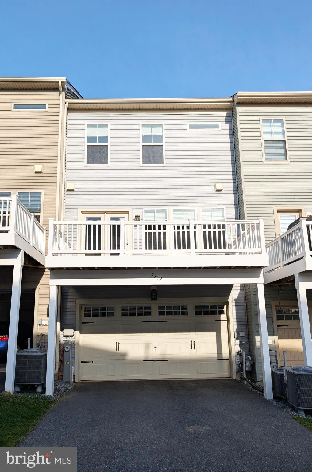 TANYARD COVE - Residential