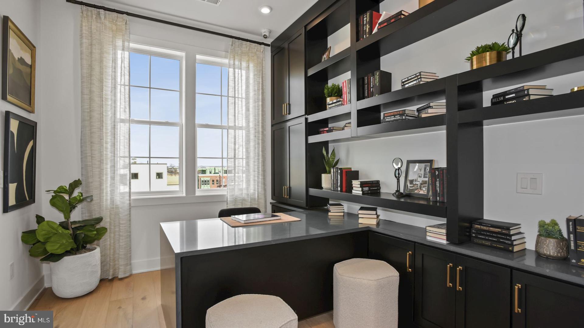 METRO WALK AT MOOREFIELD STATION - Residential