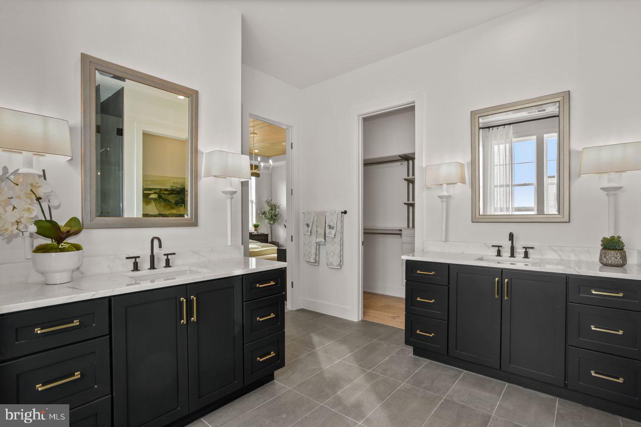 METRO WALK AT MOOREFIELD STATION - Residential