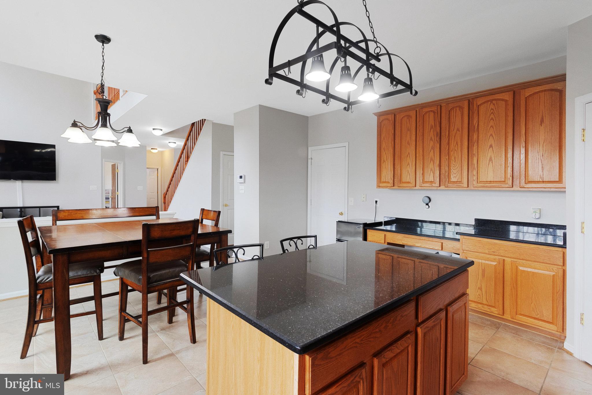 WAYSIDE VILLAGE - Residential