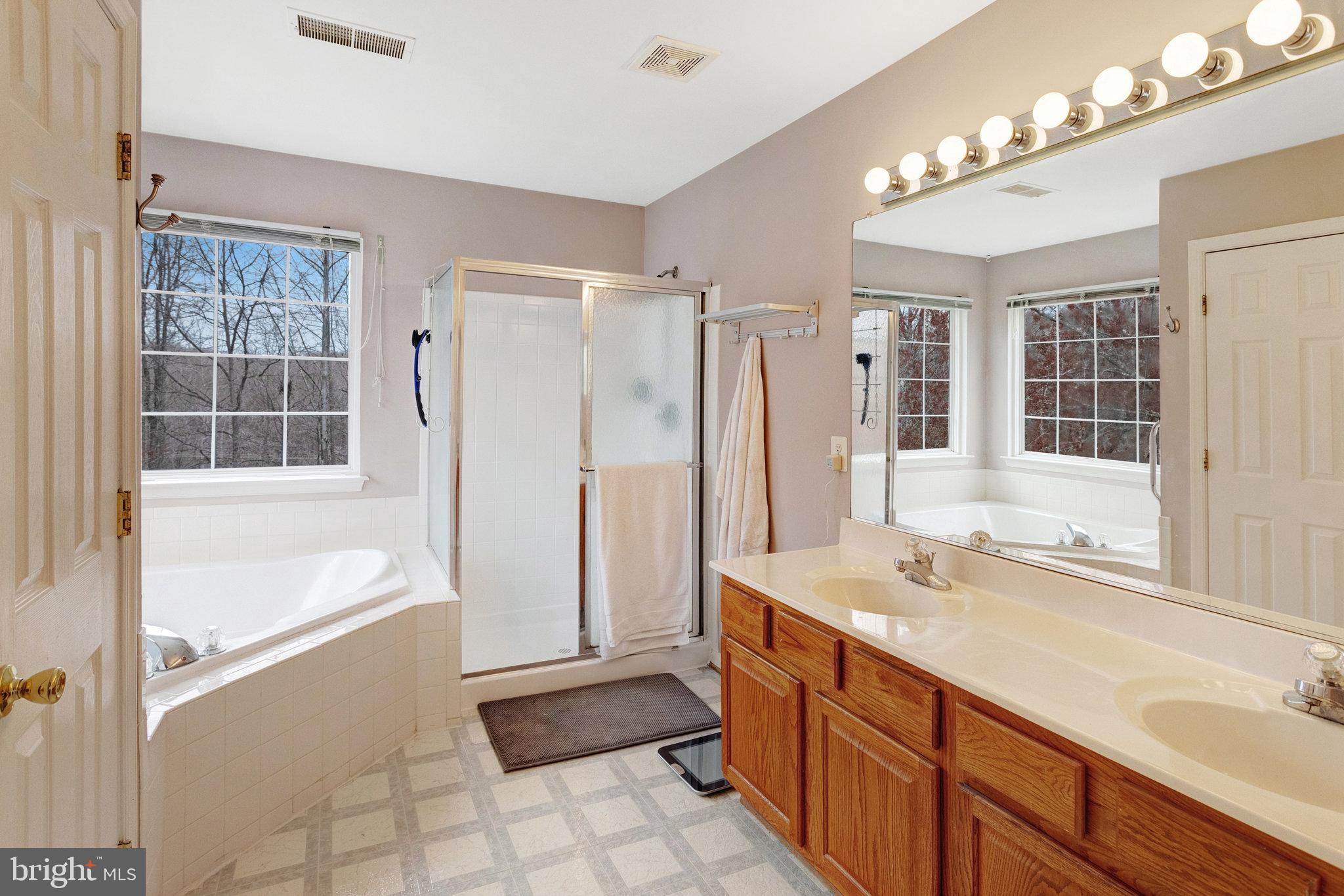 WAYSIDE VILLAGE - Residential