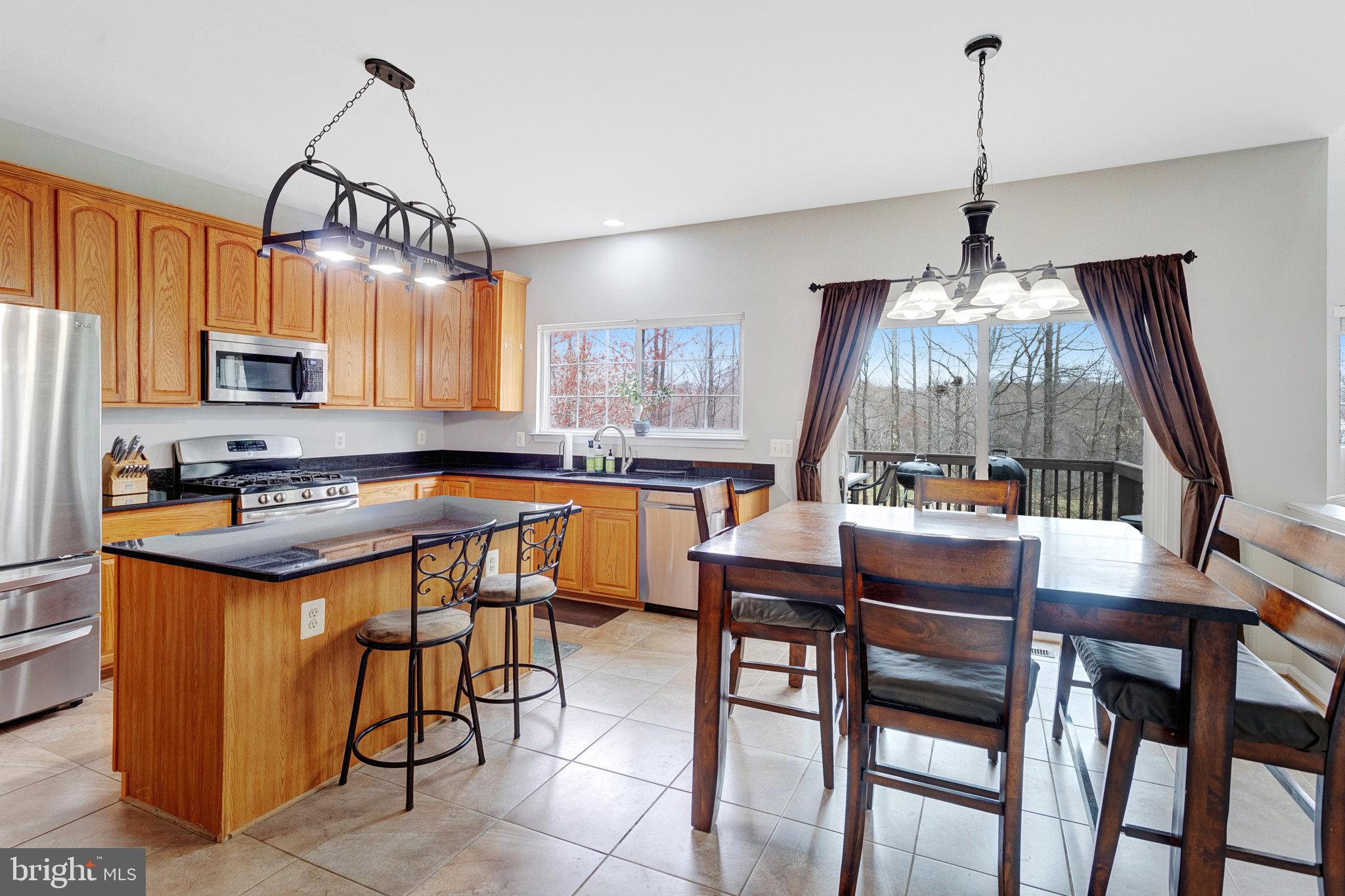 WAYSIDE VILLAGE - Residential