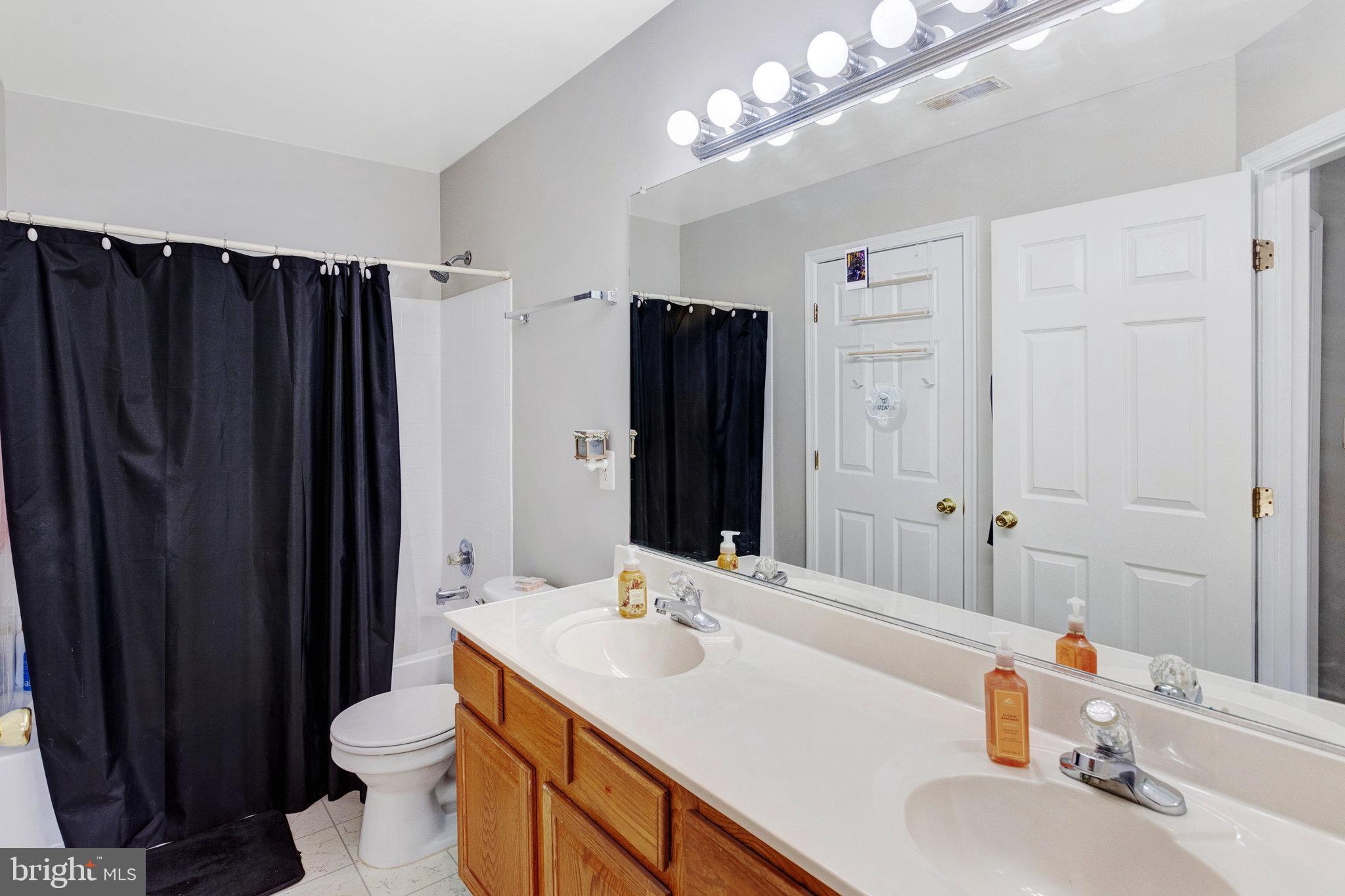 WAYSIDE VILLAGE - Residential