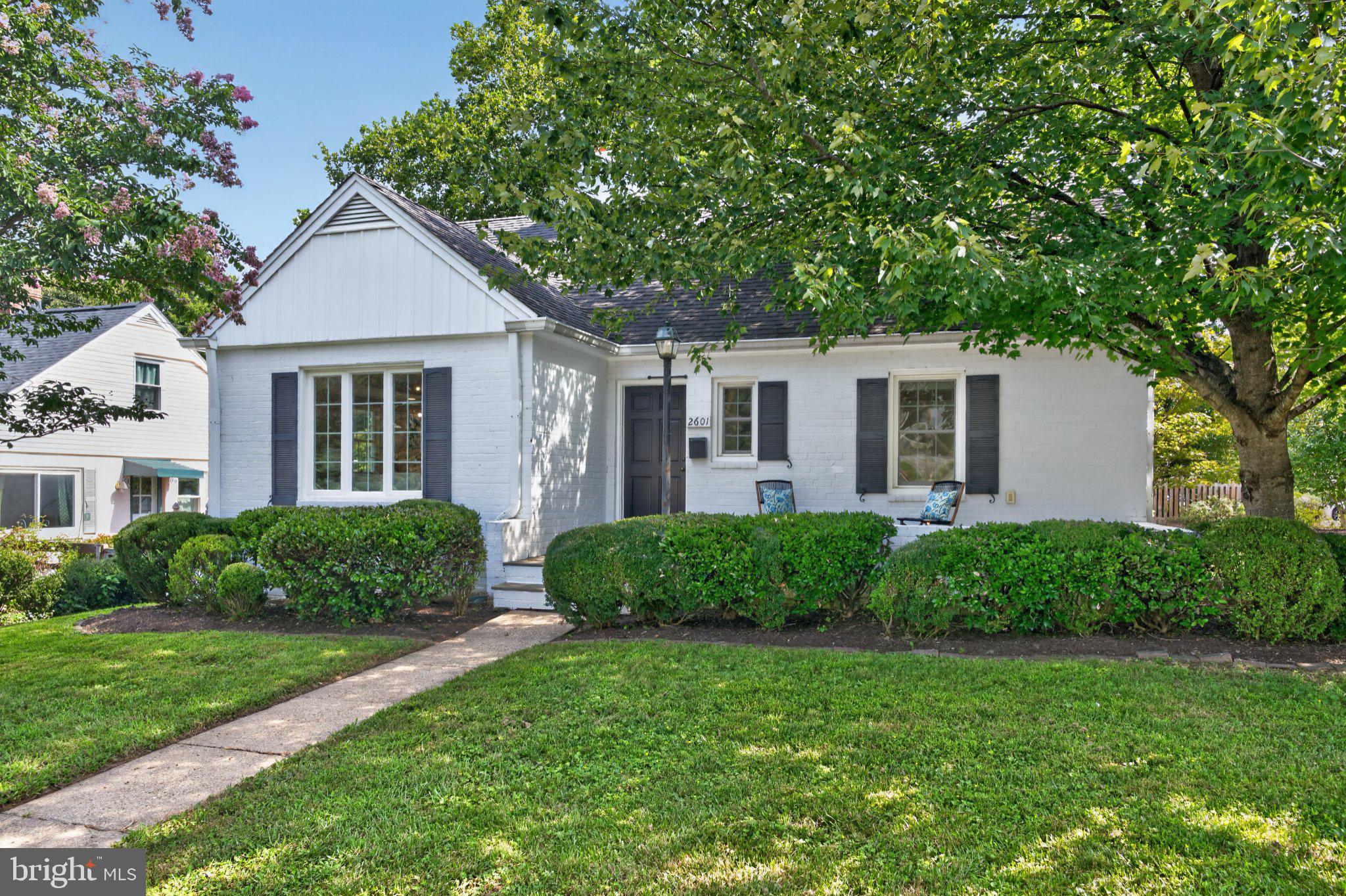 2601 MILITARY ROAD