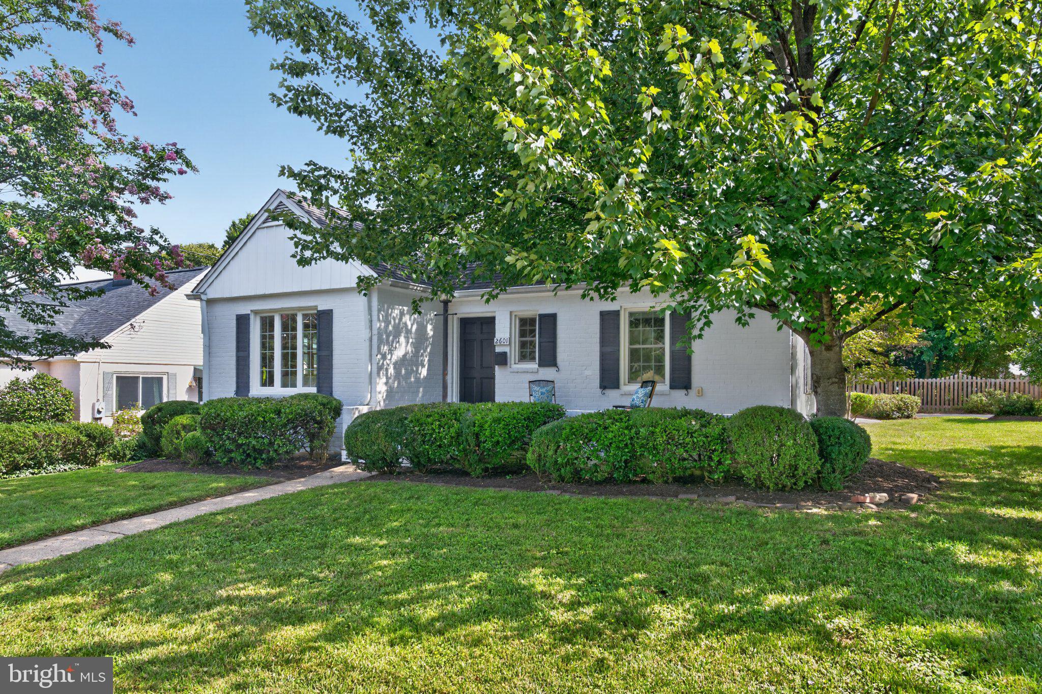 2601 MILITARY ROAD