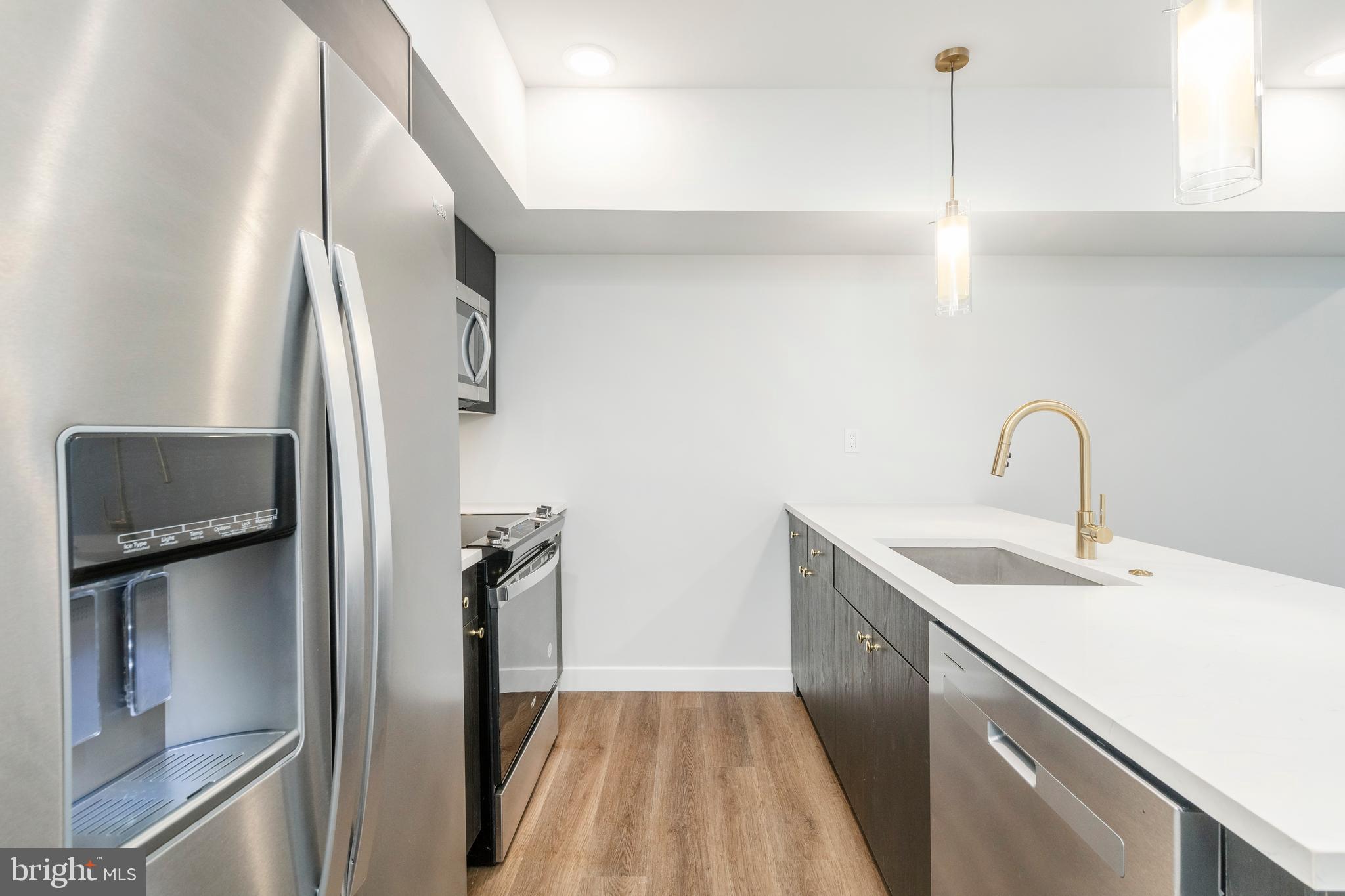 1102 GERMANTOWN AVENUE 604