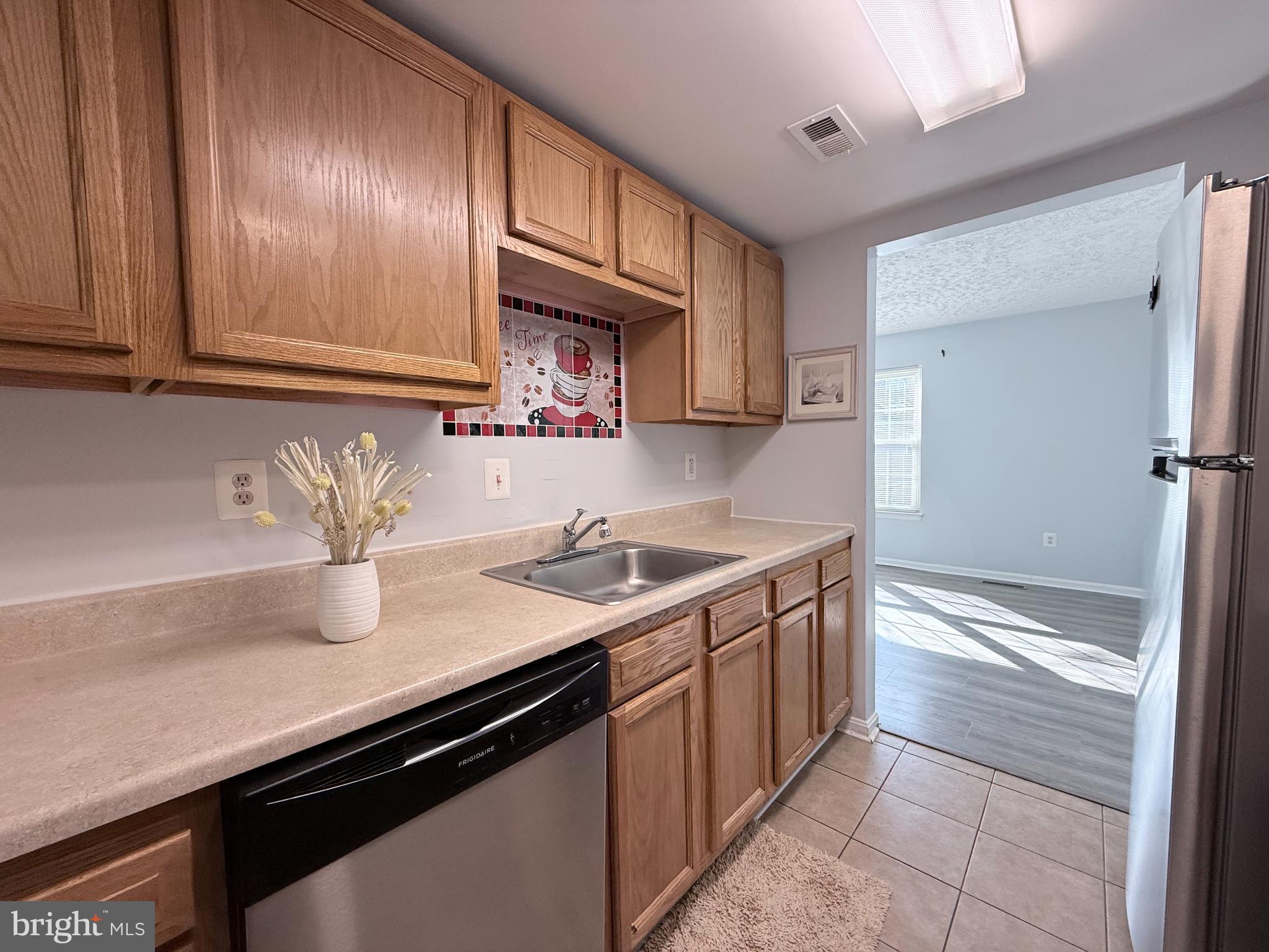 SPRING MEADOWS CONDO - Residential