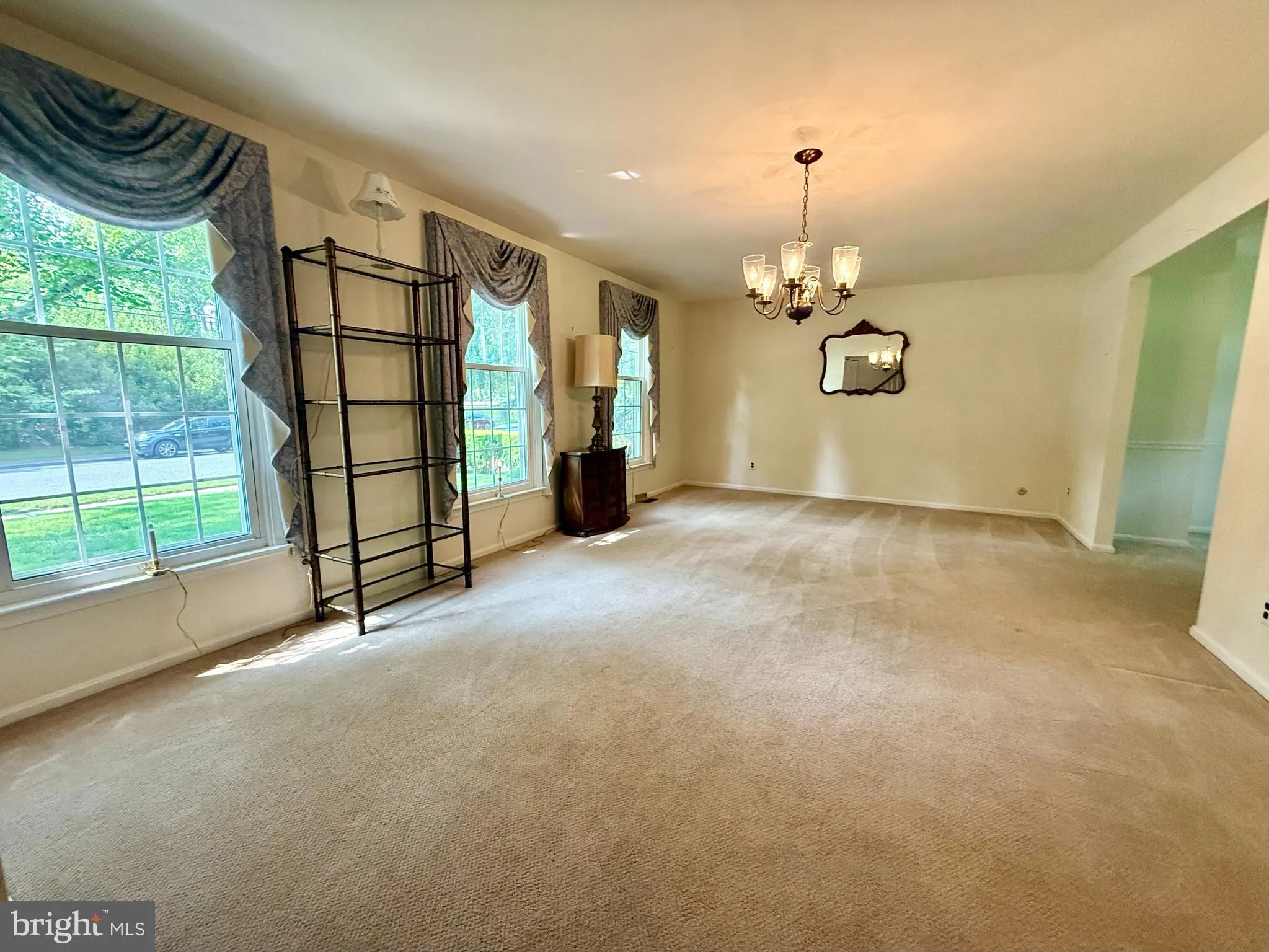 Wenonah, New Jersey 08090, United States, 4 Bedrooms Bedrooms, ,3 BathroomsBathrooms,Residential,Coming Soon,137016